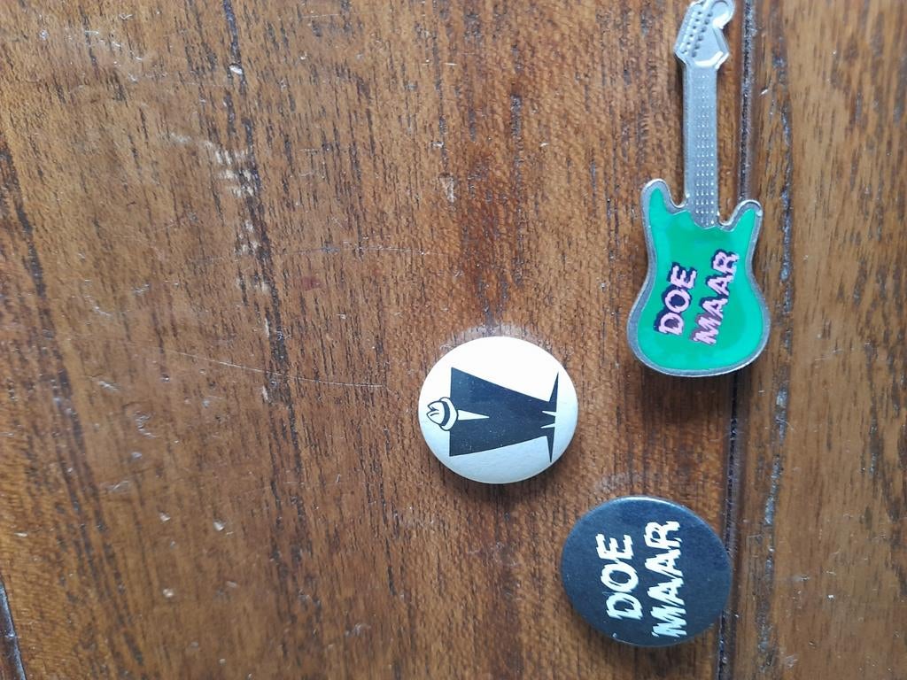 Speldjes jaren 80 zeldzaam, Ophalen of Verzenden, Zo goed als nieuw, Overige onderwerpen, Speldje of Pin