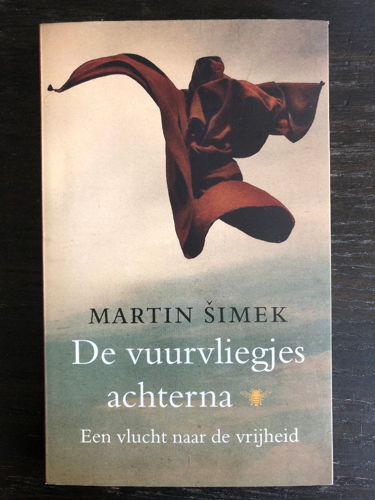 De vuurvliegjes achterna van auteur Martin Simek, Ophalen of Verzenden, Zo goed als nieuw, Martin Simek