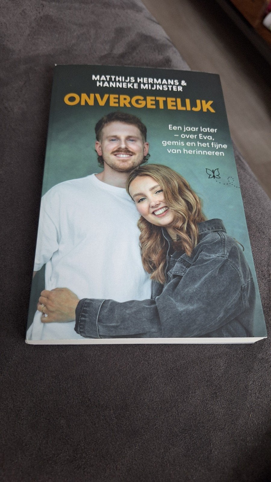 Onvergetelijk - Over Eva, gemis en fijne herinneringen, Ophalen of Verzenden, Zo goed als nieuw, Matthijs Hermans & Hanneke Mijnster