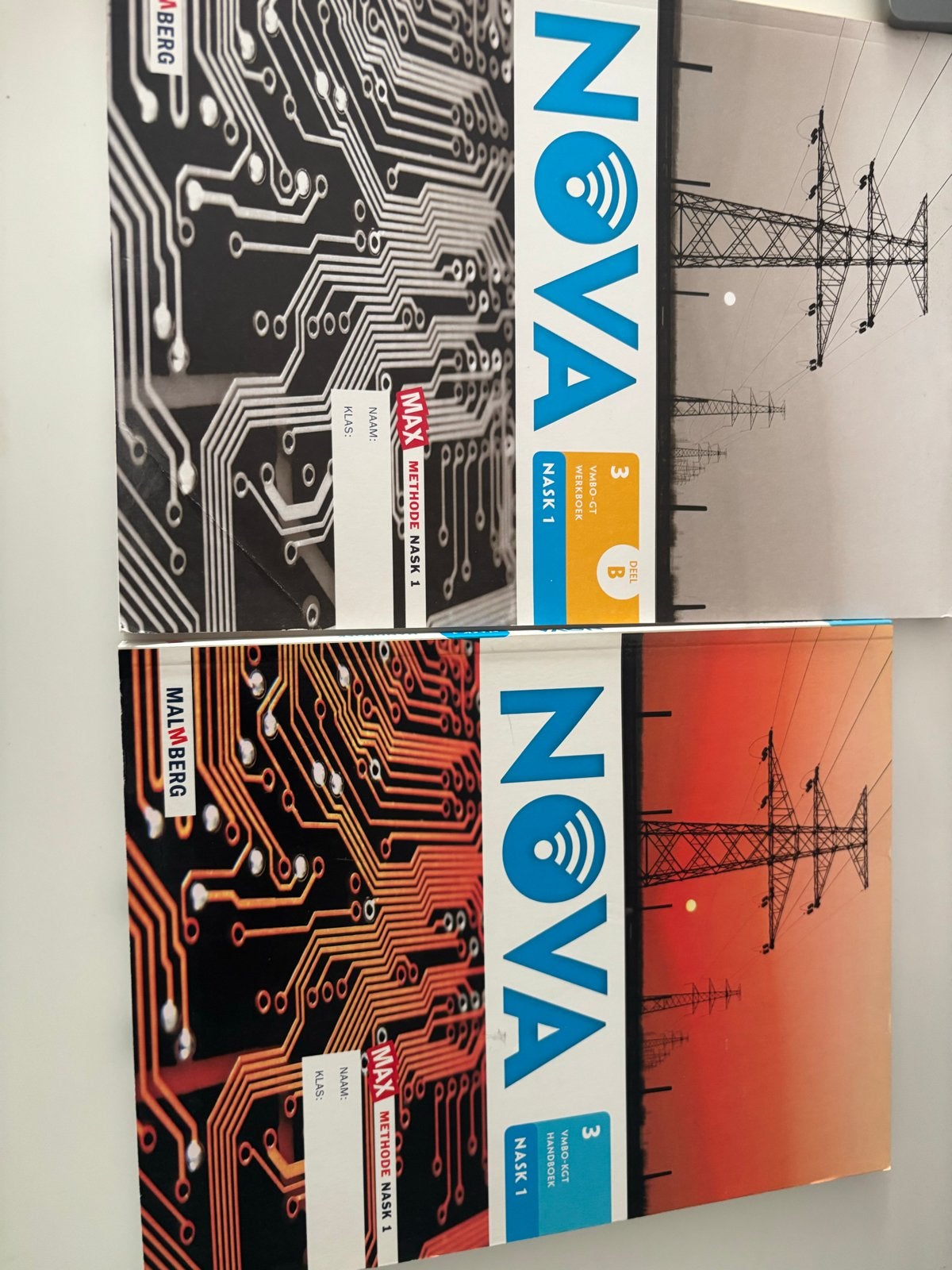NOVA Nask 1 VMBO-GT Werkboek en Handboek (Malmberg), Ophalen of Verzenden, Gelezen, VMBO, Natuurkunde