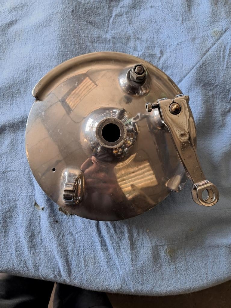 Kawasaki S2 350 Achter Trommelrem nieuwstaat, Motoren, Onderdelen | Oldtimers, Ophalen of Verzenden, Gebruikt