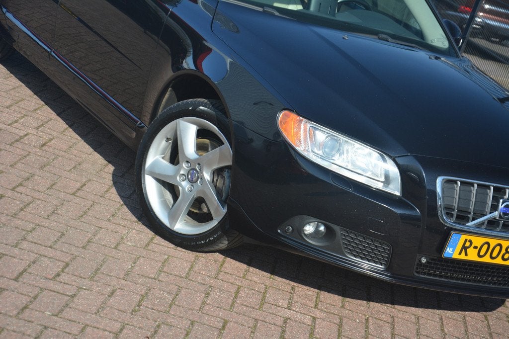 Volvo V70 3.0 T6 AWD Summum | ACC | stoelverwarming/verkoeli, Auto's, Volvo, Automaat, 2000 kg, 1714 kg, Zwart