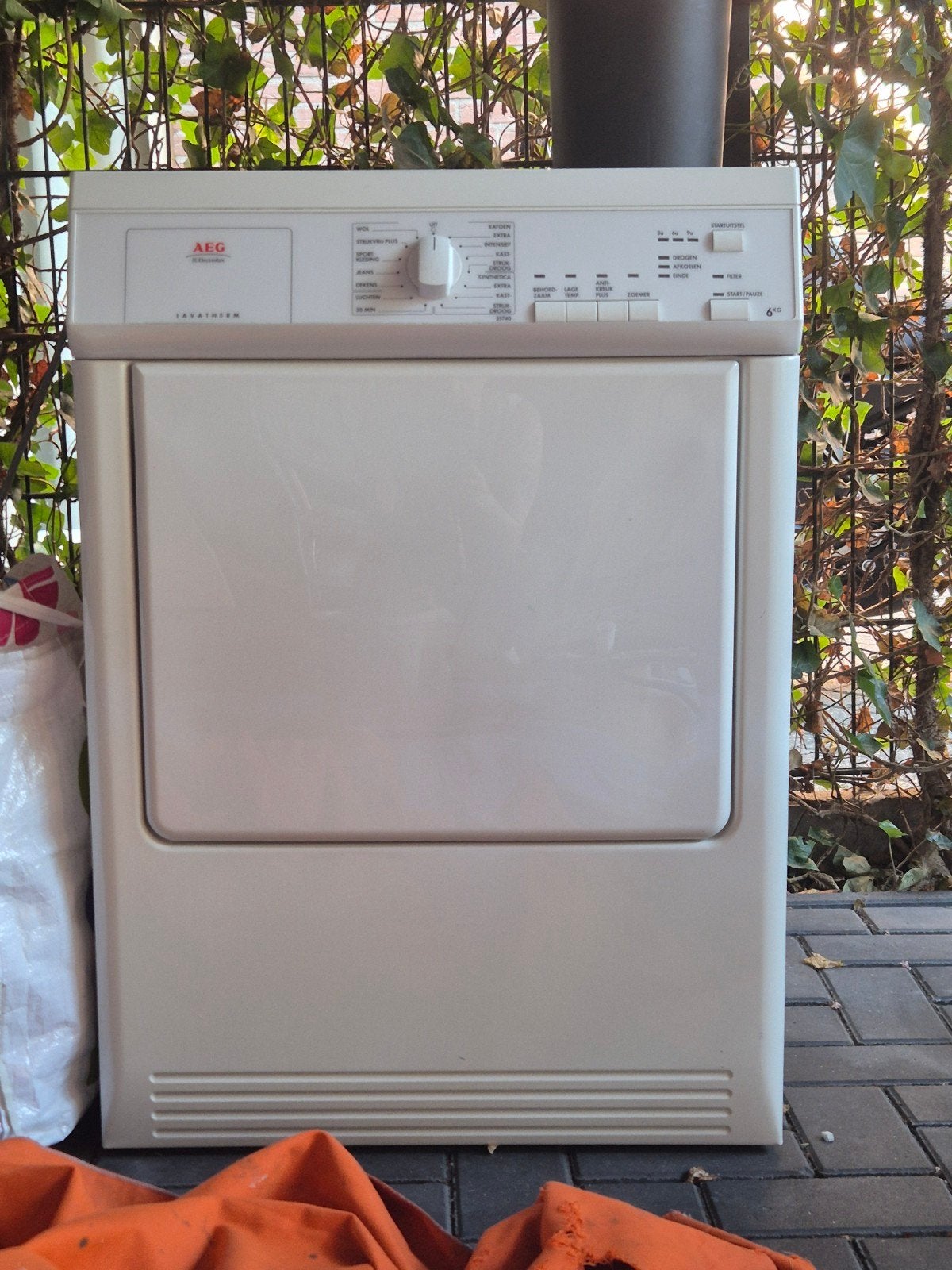AEG T35740 lucht droger, Witgoed en Apparatuur, Wasdrogers, 6 tot 8 kg, Gebruikt, Luchtafvoer, Ophalen of Verzenden