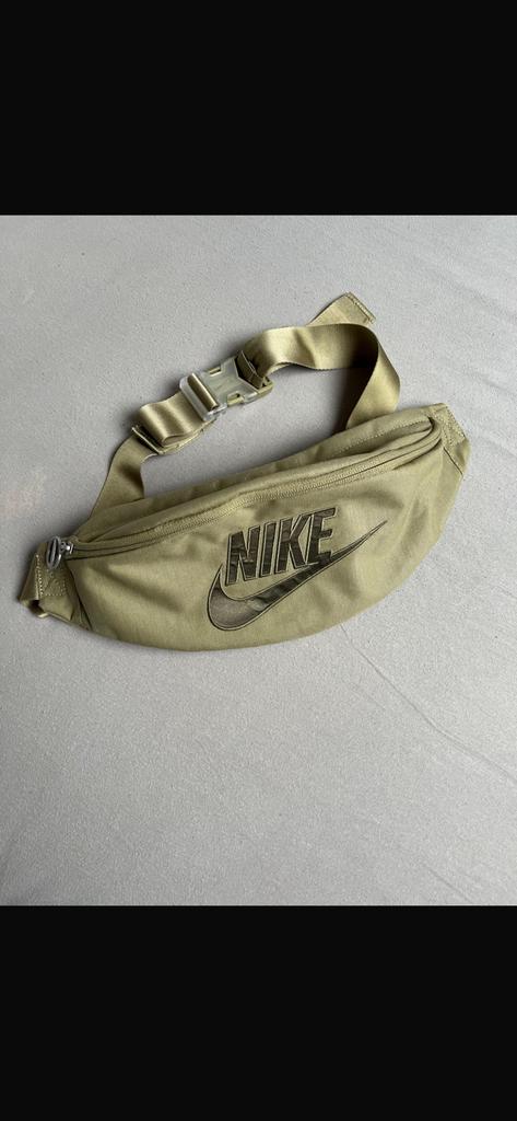 Heuptasje Nike crossbody, Ophalen of Verzenden, Zo goed als nieuw