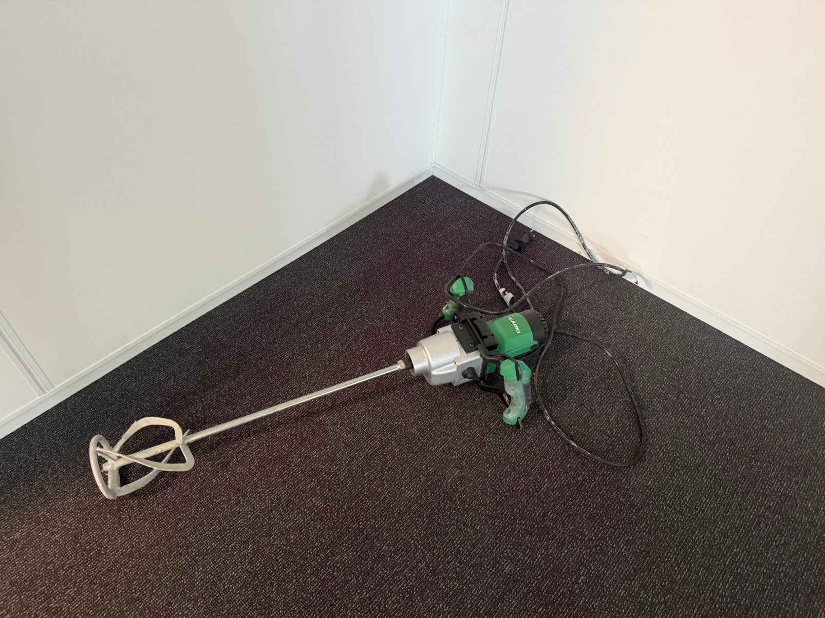 Hi Koki mixer (voor cement of epoxi etc), Ophalen, Zo goed als nieuw