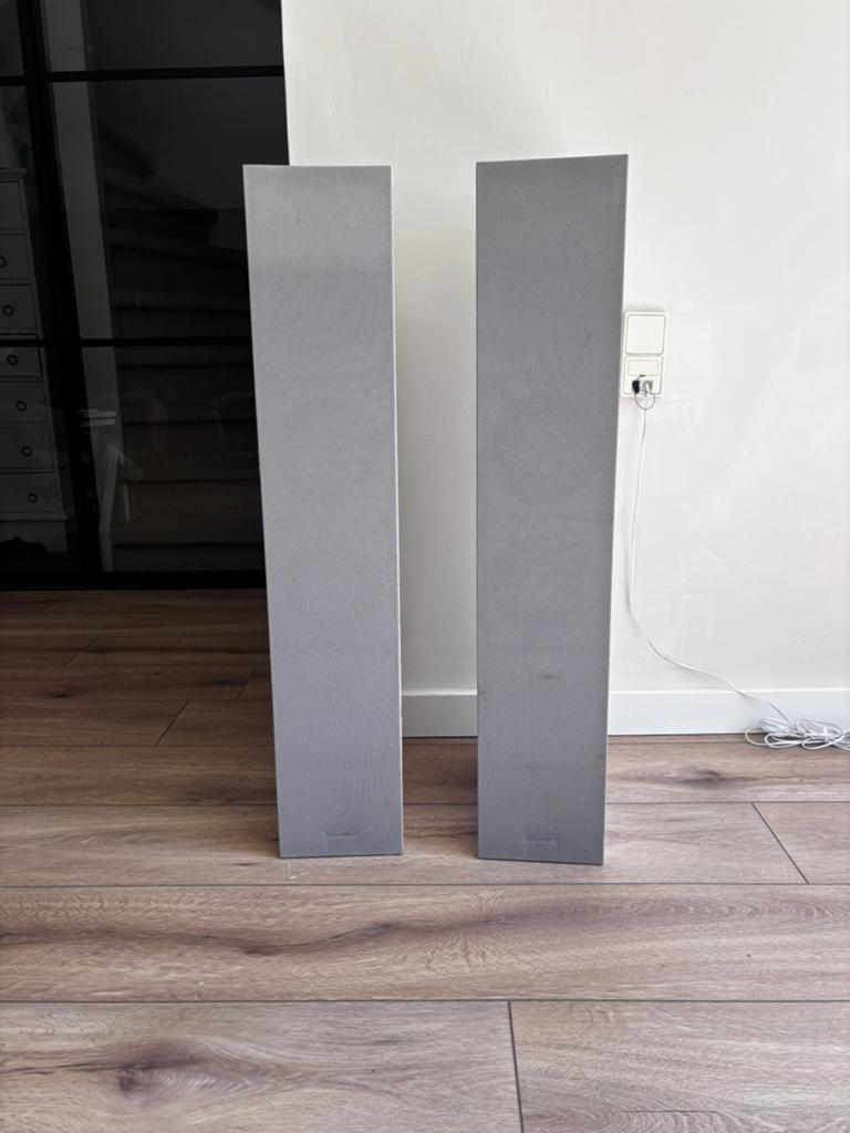 Bower&wilkins 683S2 uit 2018 vraagprijs €650