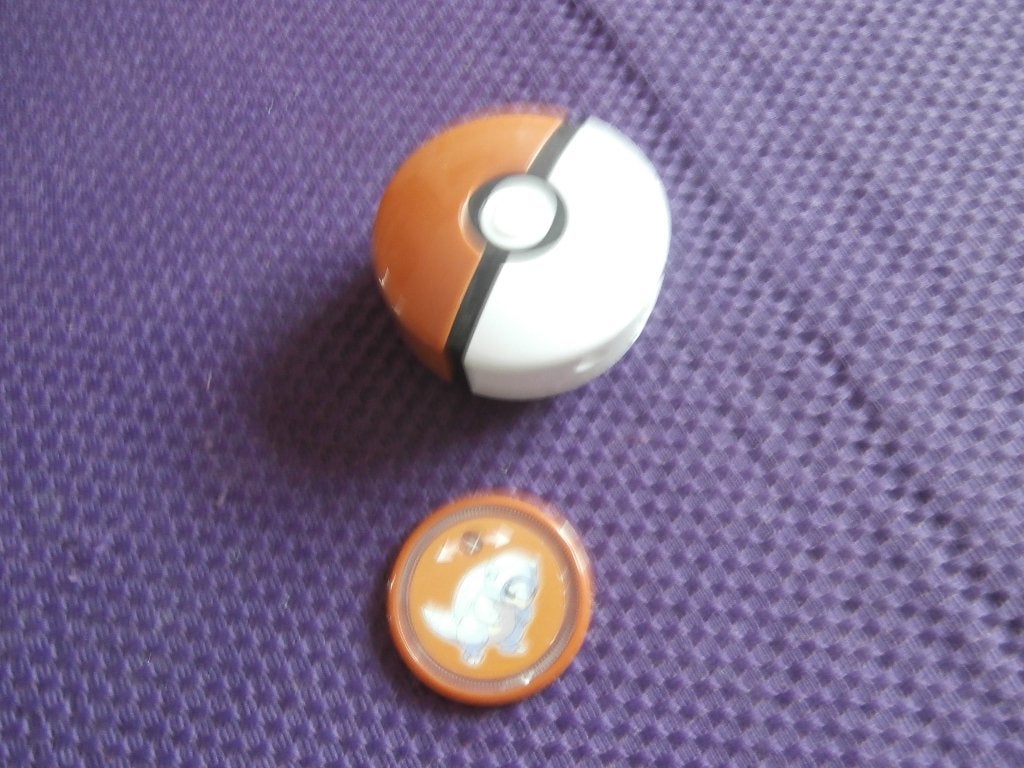 Pokémon schietschijf McDonald schijf wordt eruit geschoten, Ophalen of Verzenden, Zo goed als nieuw, Speeldeck