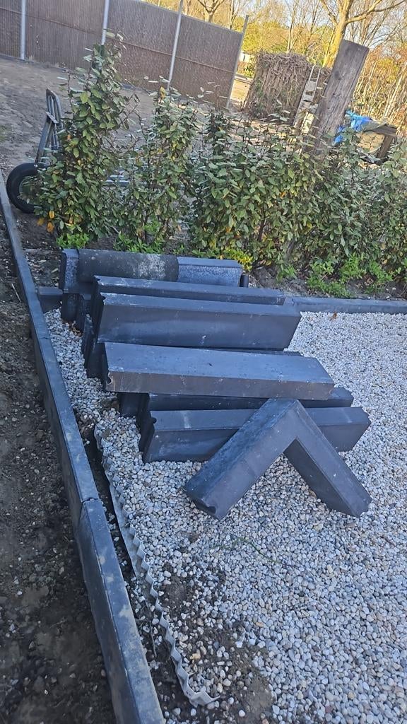 Antraciet stoepbanden 10 dik en hoekstukken, Overige typen, Nieuw, Ophalen of Verzenden, Minder dan 5 m²