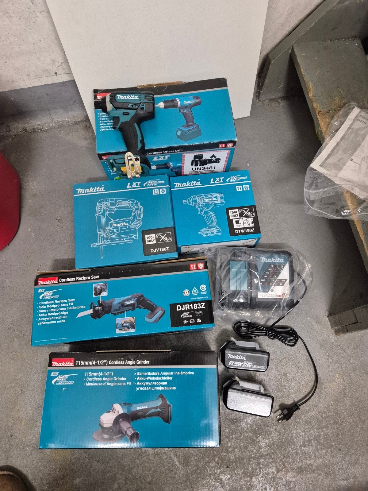Makita set 18V nieuw met 6 machines 5ah en lader., Doe-het-zelf en Verbouw, Gereedschap | Boormachines, Ophalen, Nieuw