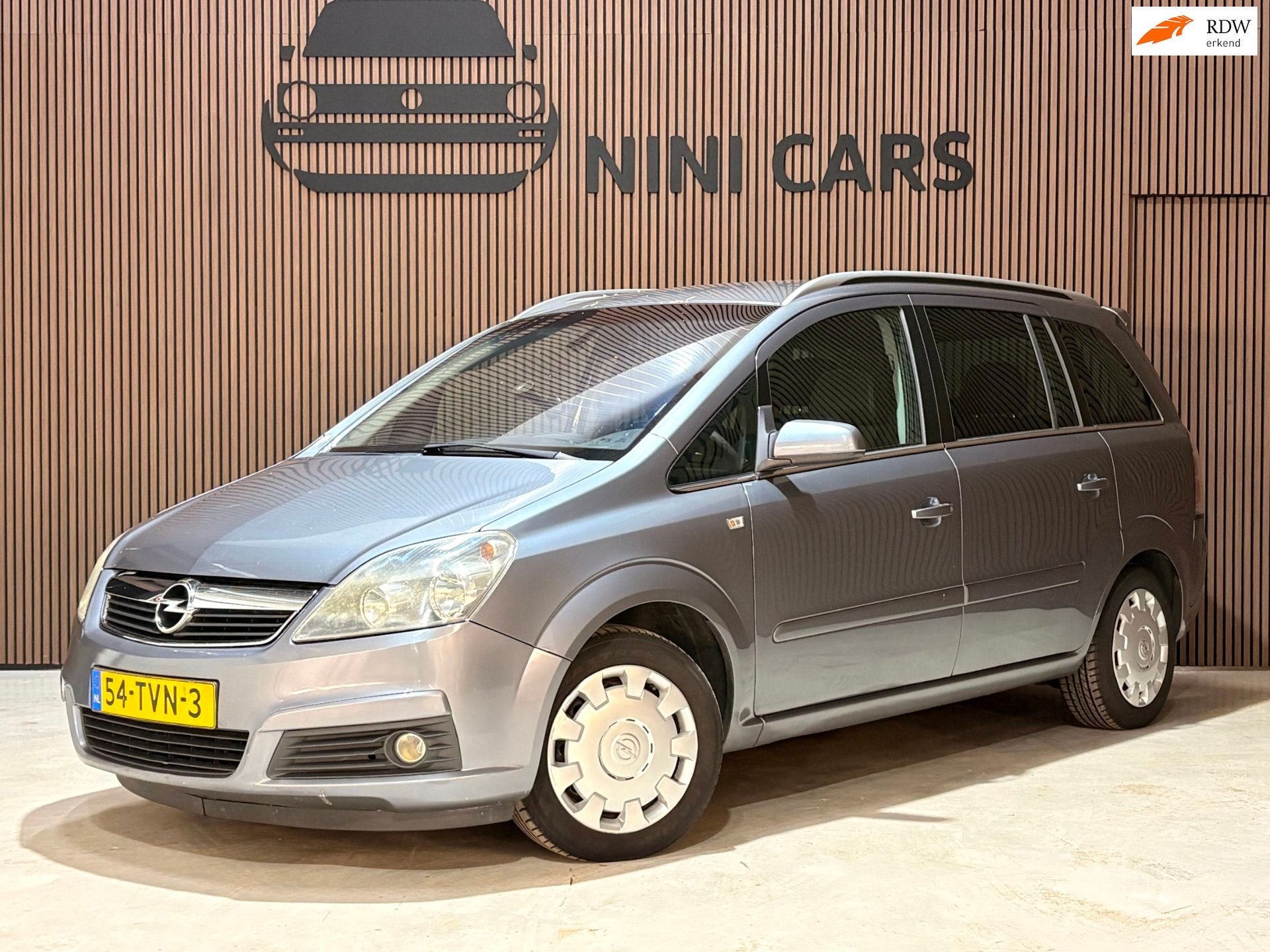 Opel Zafira 1.6 Business 7 persoons, Voorwielaandrijving, Gebruikt, Zwart, 4 cilinders