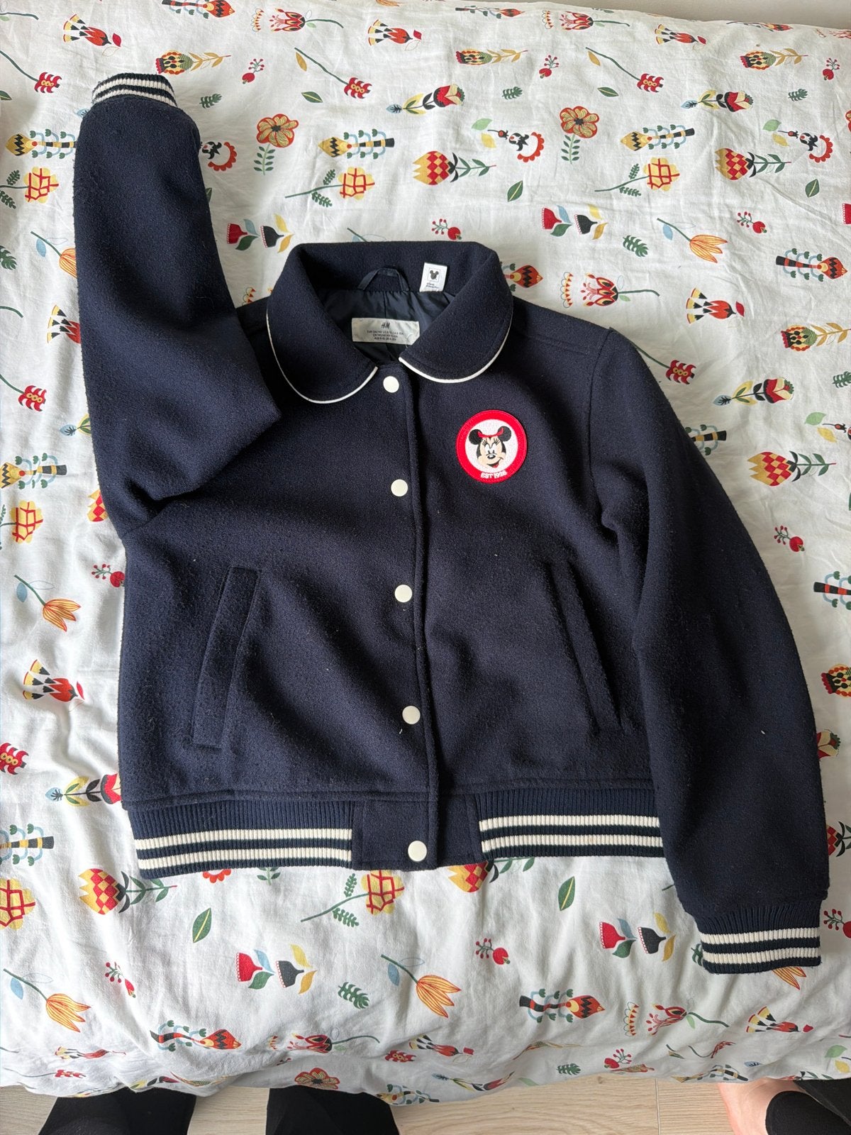 Donkerblauwe Mickey Mouse Varsity Jas, Kleding | Dames, Jassen | Zomer, Ophalen of Verzenden, Zo goed als nieuw, Maat 38/40 (M)