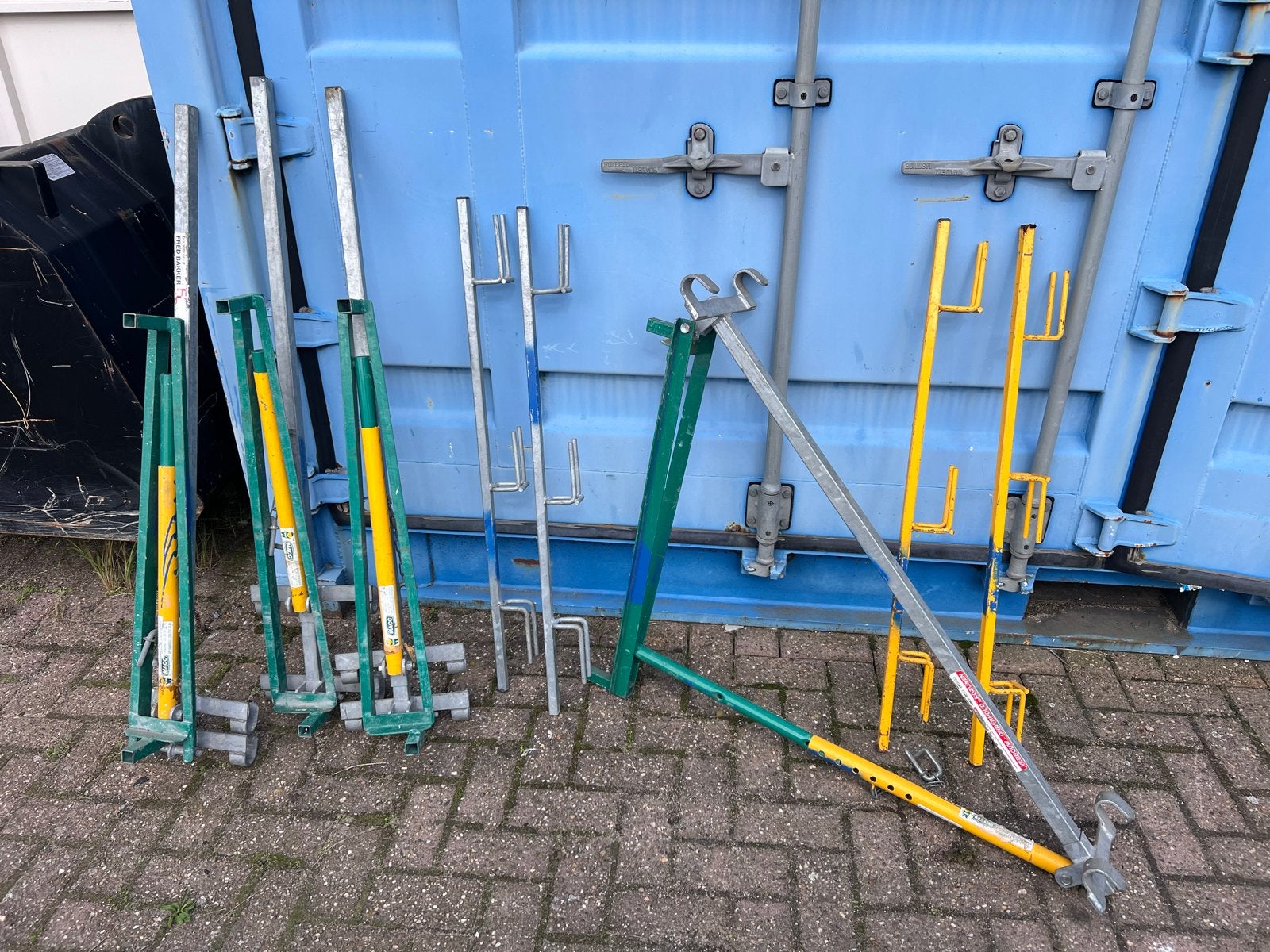 Schuine dakrandbeveiliging 4 haken incl. Ladder nokhaak, Doe-het-zelf en Verbouw, Ophalen, Gebruikt, Overige typen, Minder dan 2 meter