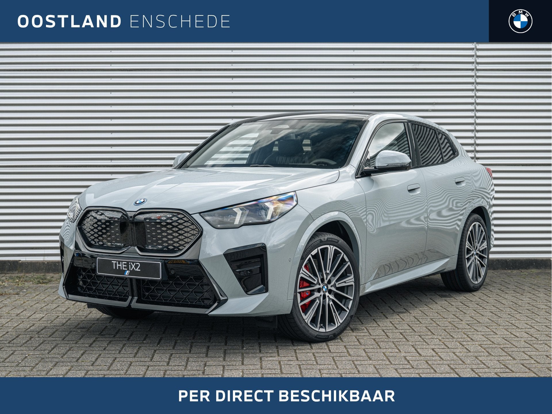 BMW iX2 eDrive20 M Sport / Panoramadak / Sportstoelen / Adap, Auto's, BMW, Dealer onderhouden, IX2, Zwart, Leder