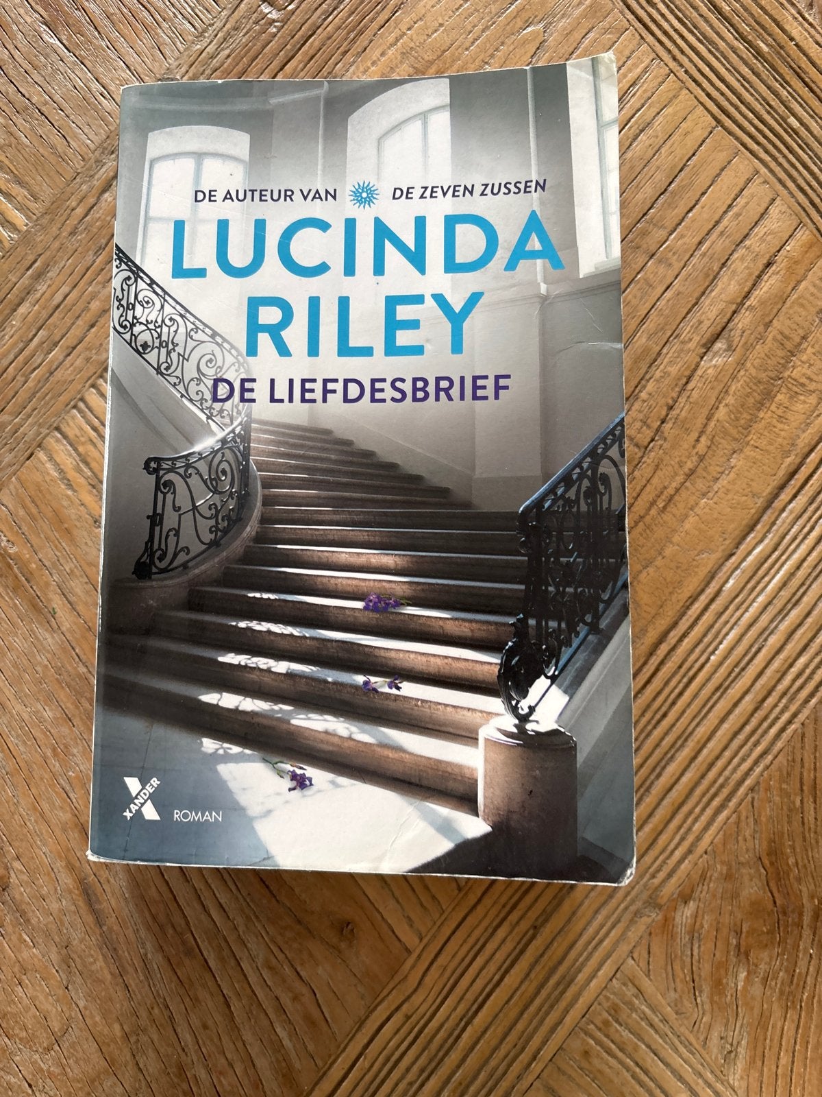 De Liefdesbrief - Lucinda Riley (Roman), Ophalen of Verzenden, Gelezen, Nederland