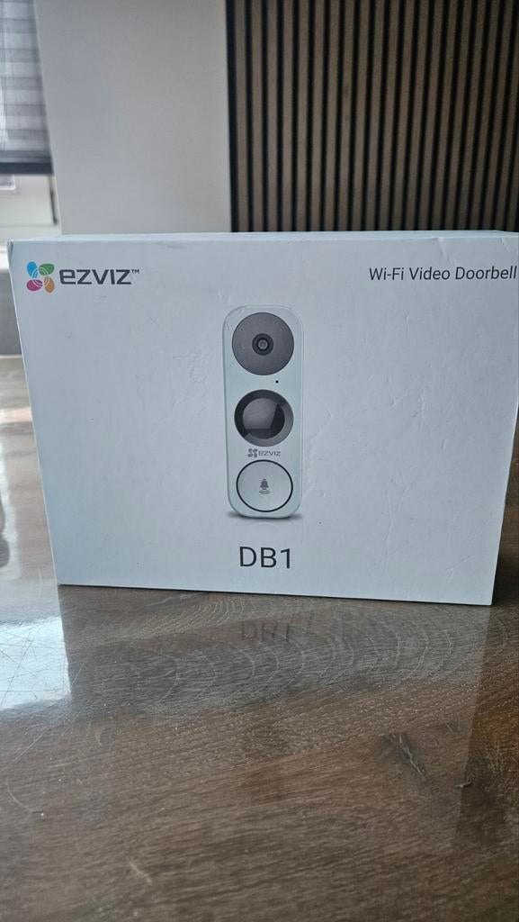 Ezviz DB1 Wi-Fi Video Deurbel met 2 Chimes, Ophalen of Verzenden, Bewegingsdetectiesensor, Zo goed als nieuw, Draadloos