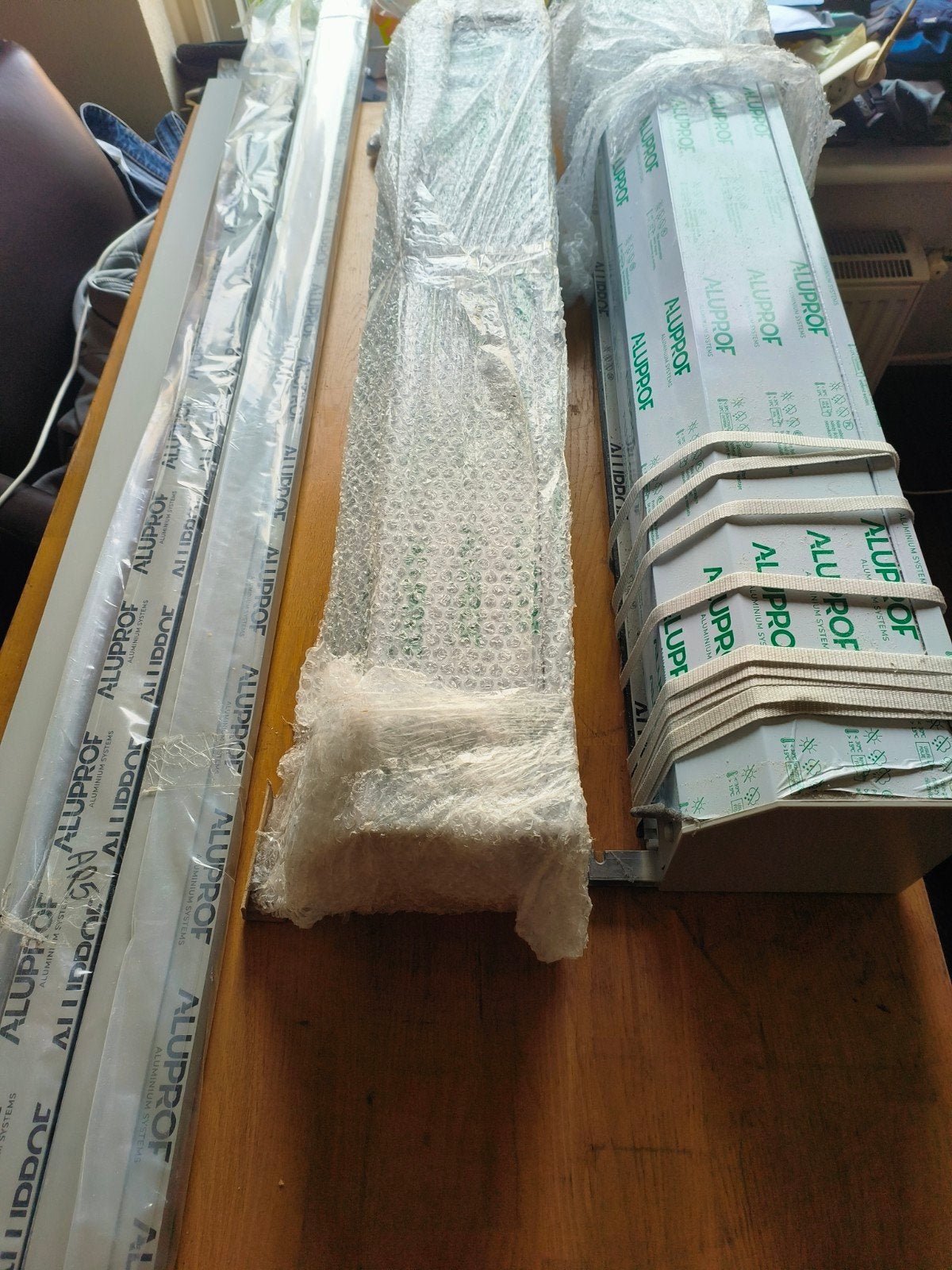 2 nieuwe deur roluiken te koop, Doe-het-zelf en Verbouw, Ophalen, Nieuw