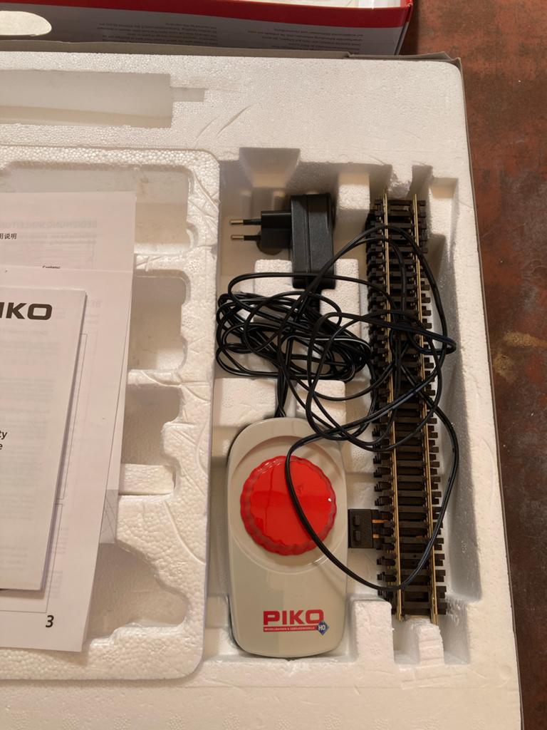 Piko H0 Startset Elektrotrein Hondenkop NS #97917, Hobby en Vrije tijd, Modeltreinen | H0, Treinset, Gelijkstroom, Nieuw, Analoog