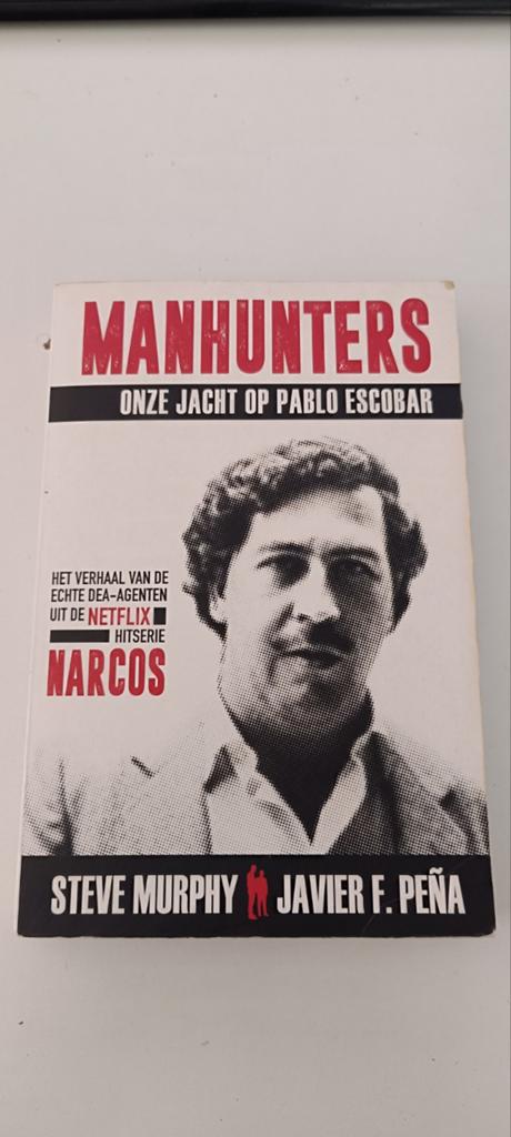 Manhunters: Onze jacht op Pablo Escobar - Netflix Narcos, Ophalen of Verzenden