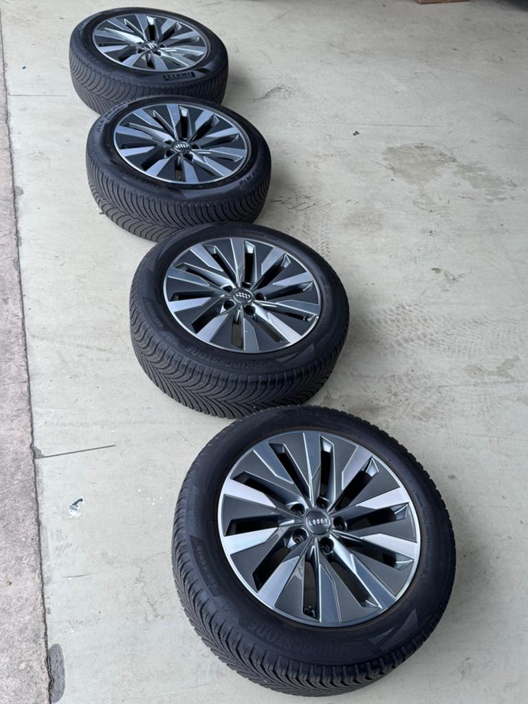 Audi A6 18 inch 5x112 All season banden 225/55R18 ORIGINEEL, Auto-onderdelen, Banden en Velgen, Ophalen, 18 inch, Gebruikt, Banden en Velgen