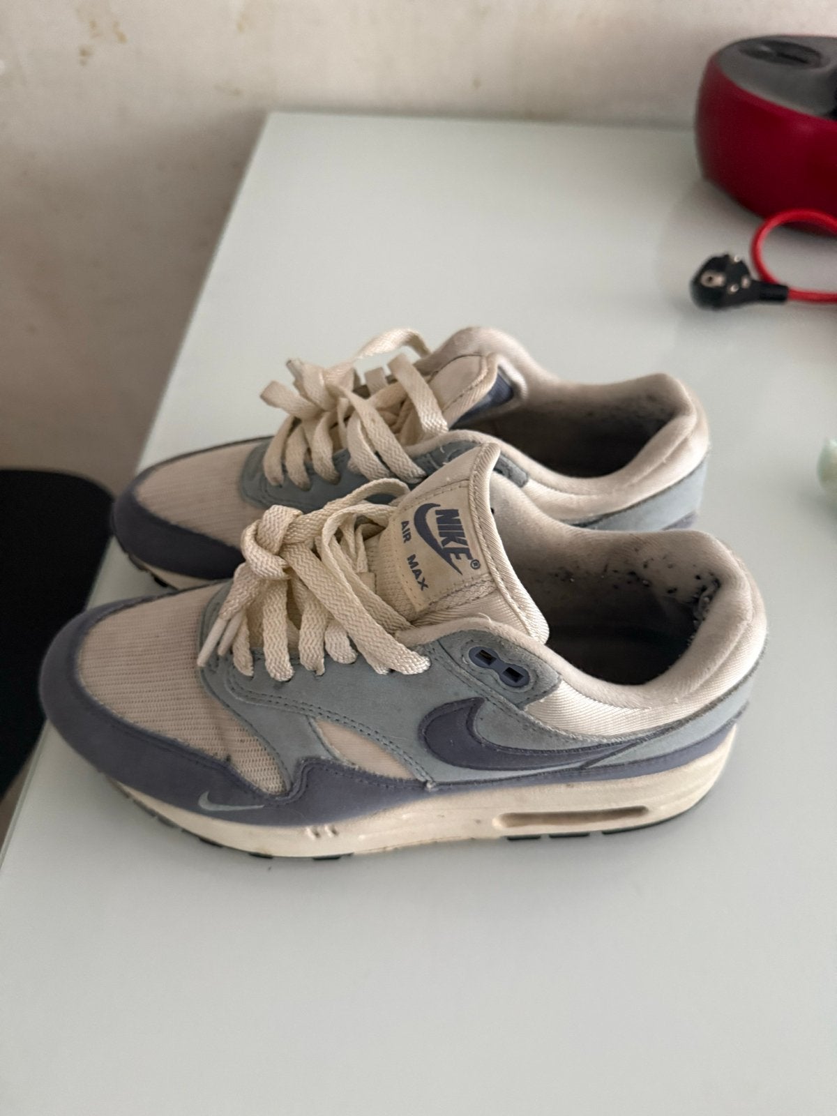 Nike Air Max sneakers - Maat 38,5, Ophalen of Verzenden, Gedragen, Grijs, Sneakers of Gympen