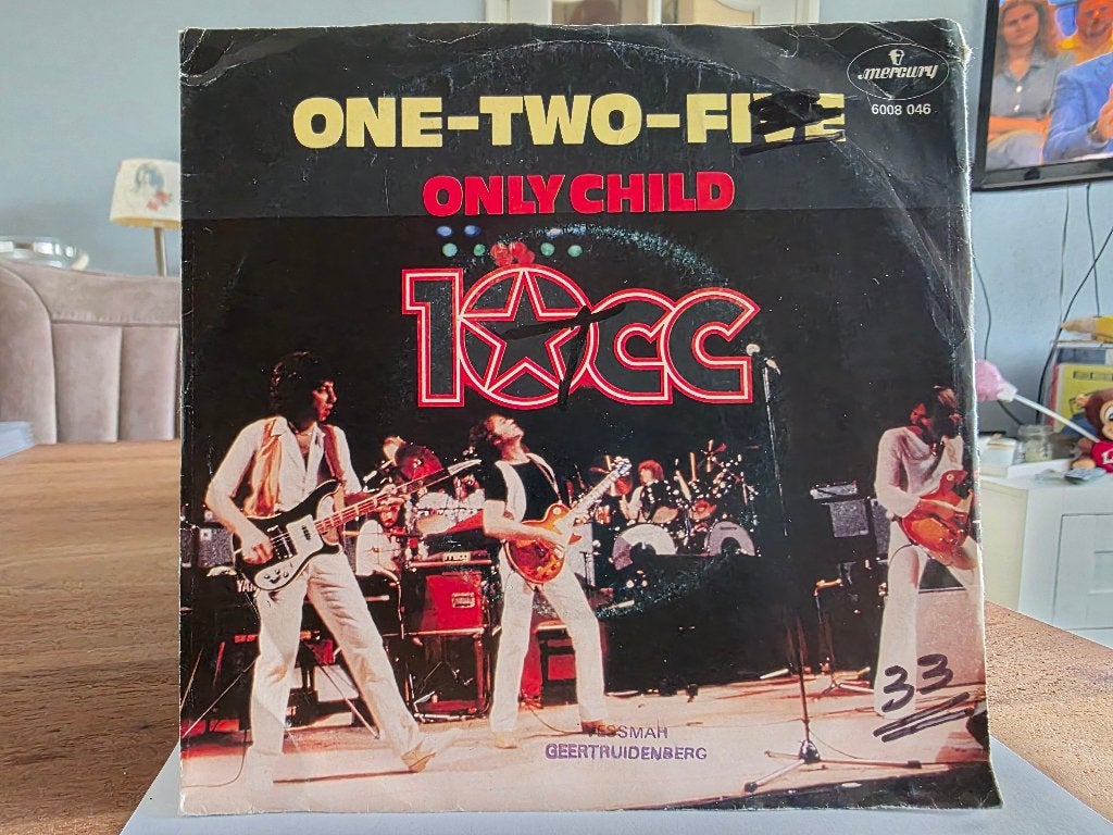 7" Single 10CC - One - Two - Five / Only Child, Gebruikt, 7 inch, Ophalen of Verzenden, Pop
