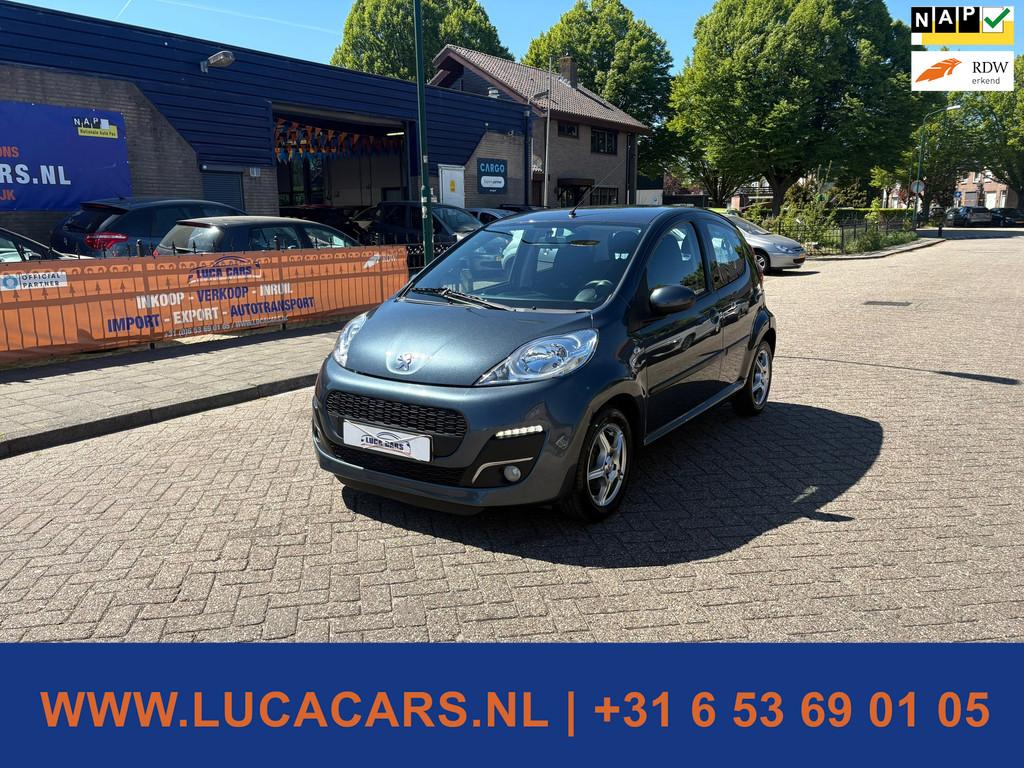 Peugeot 107 1.0 Active 2X SLEUTEL + BOEKJES!, Auto's, Peugeot, Voorwielaandrijving, Euro 5, Gebruikt, 4 stoelen
