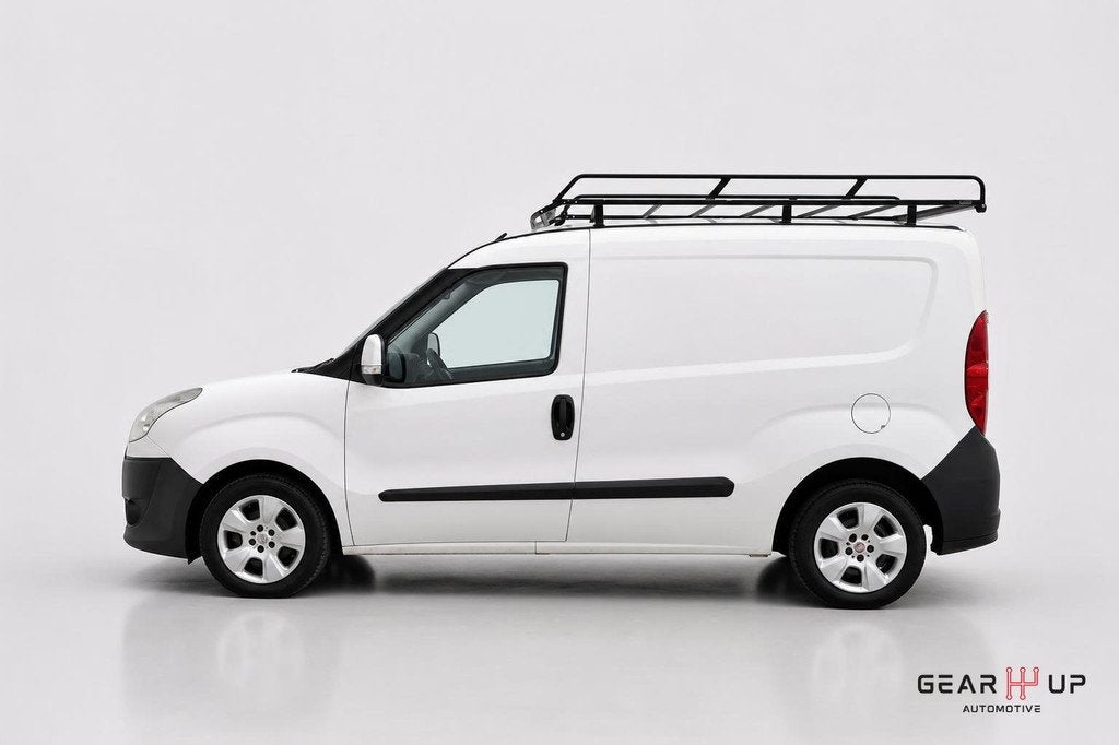 Fiat Doblò Cargo 1.3 MultiJet SX AIRCO|IMPERIAAL|TREKHAAK|, Auto's, Voorwielaandrijving, Euro 5, Gebruikt, 4 cilinders