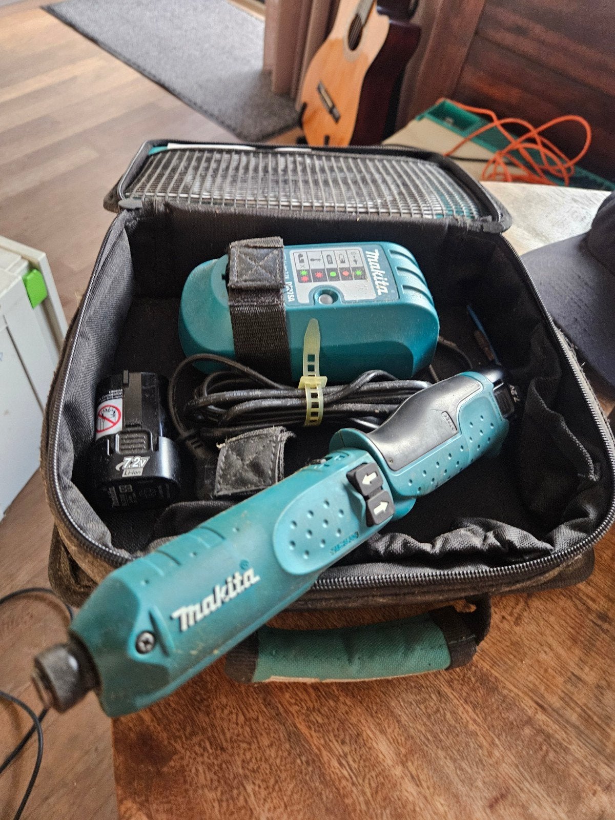 Makita TD020D Accu-slagschroevendraaier set (7,2V Li-Ion), Doe-het-zelf en Verbouw, Gereedschap | Boormachines, Ophalen of Verzenden
