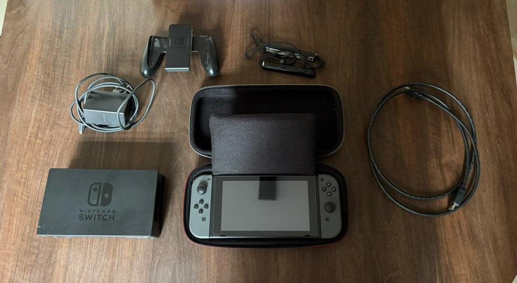 Nintendo Switch Original met accessoires en hoes, Ophalen of Verzenden, Zo goed als nieuw, Met 2 controllers, Switch Original