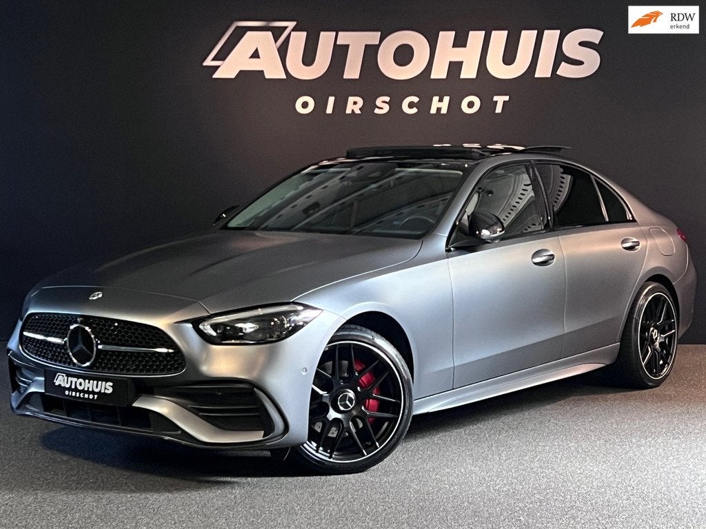 Mercedes-Benz C-klasse 300 e AMG Line Limousine MagnoMatt/ P, Automaat, Achterwielaandrijving, Gebruikt, Zwart