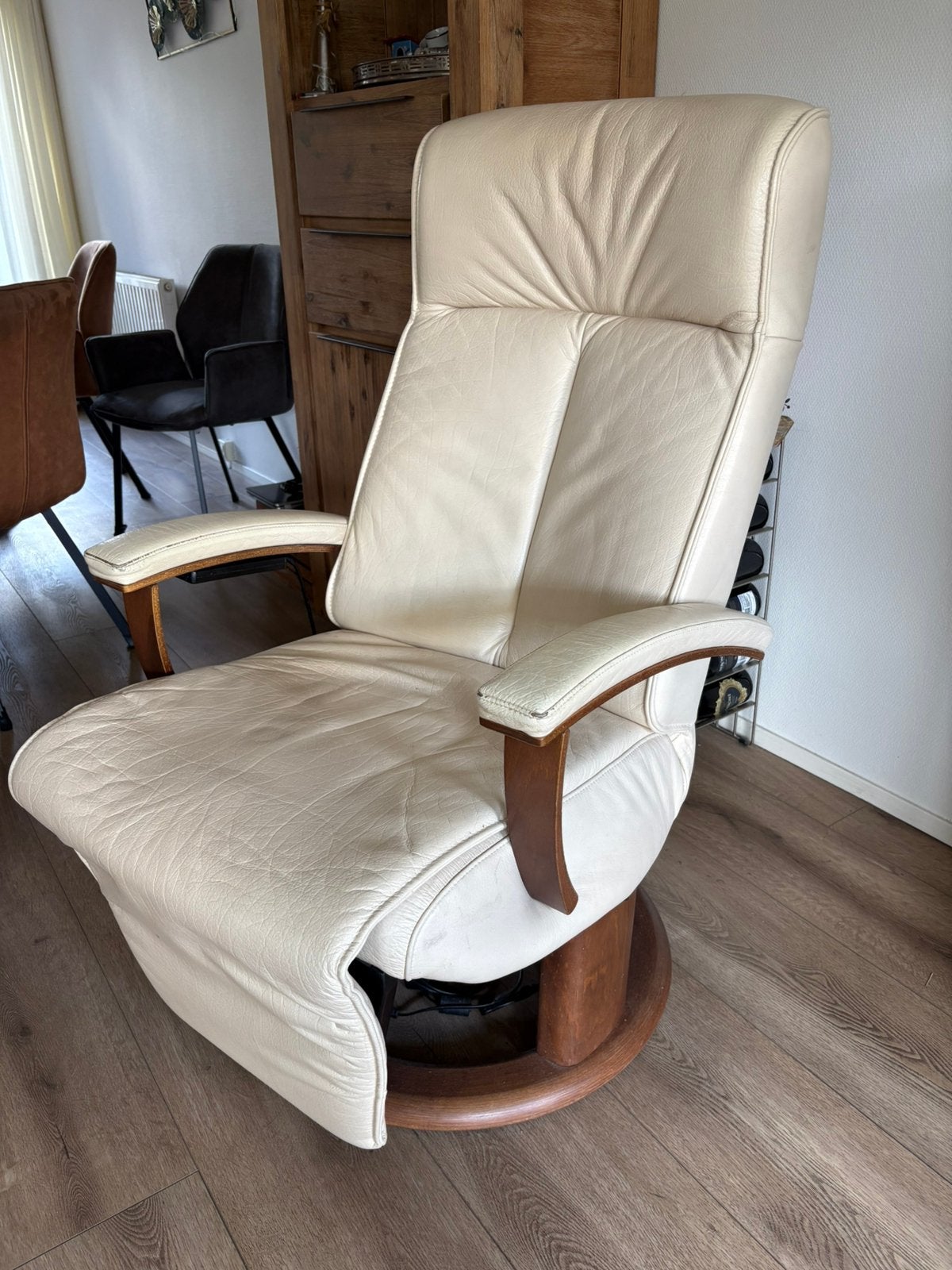 Sta op stoel elastoform leer, Ophalen, Gebruikt, 50 tot 75 cm, Leer