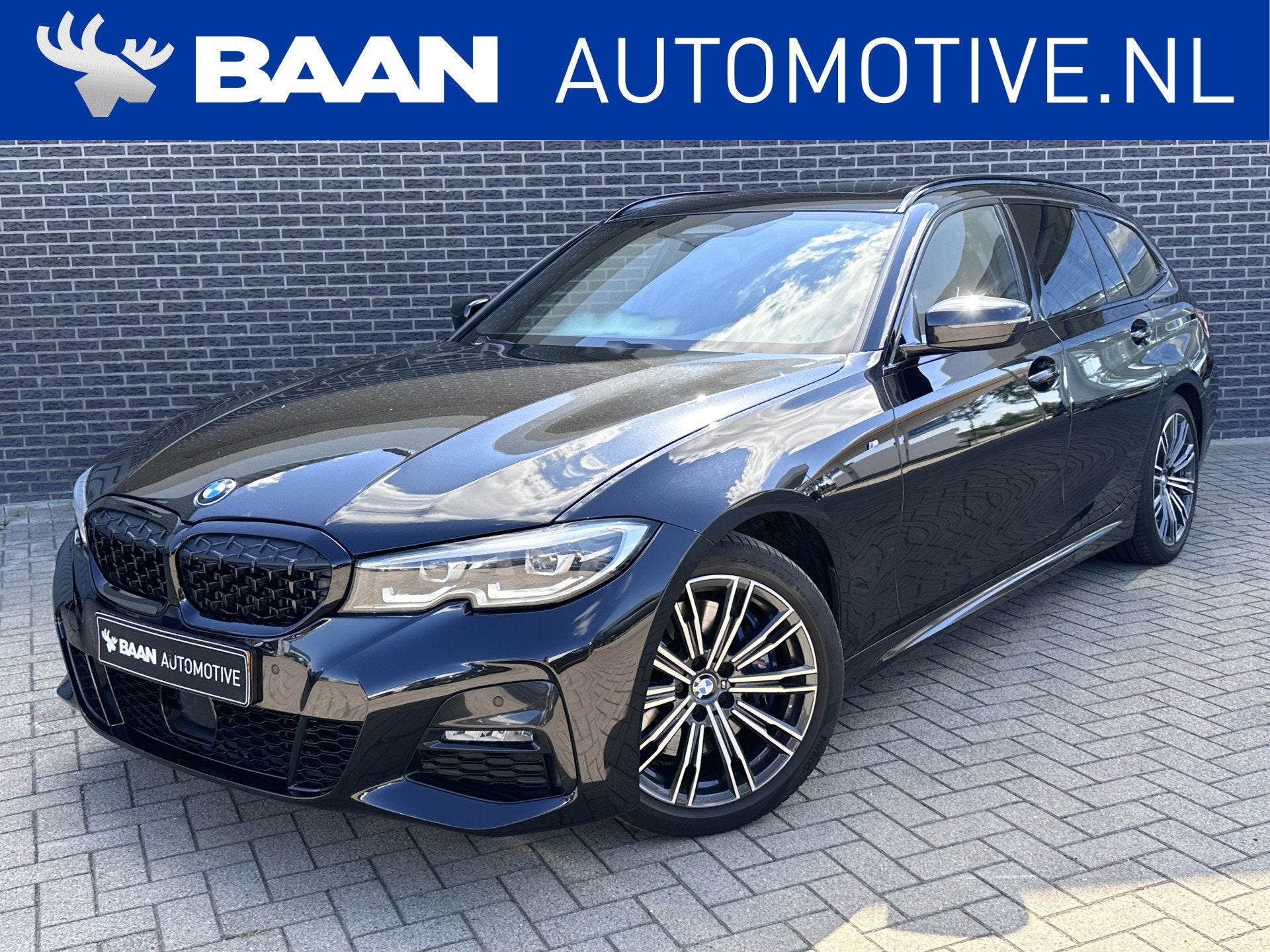 BMW 3 Serie Touring 330i High Executive | SHADOW LINE | PANO, Auto's, Automaat, 1998 cc, Gebruikt, Euro 6