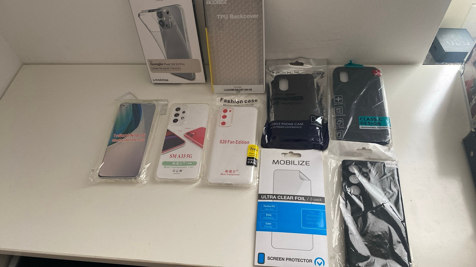 Diverse telefoonhoesjes en screenprotectors, Ophalen, Nieuw, Bescherming, Samsung