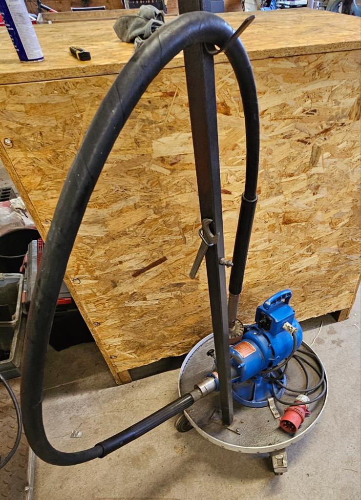 Flexibele as slijp-/polijstmachine, Doe-het-zelf en Verbouw, Gereedschap | Slijpmachines, Ophalen, 1000 watt of meer, Overige typen