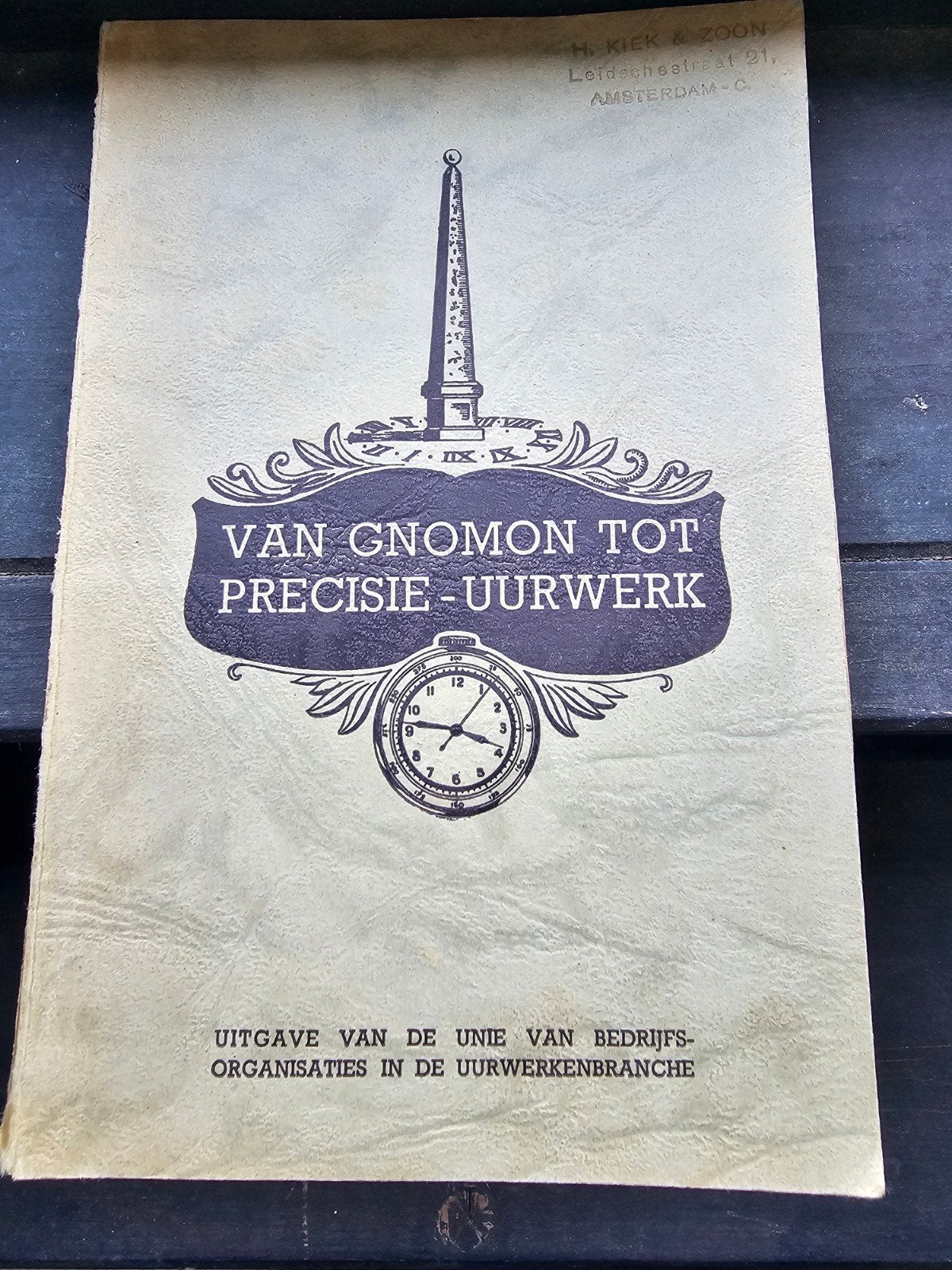 Van Gnomon tot Precisie-Uurwerk - Boek uit 1948, Gelezen, Ophalen of Verzenden, C. Verhagen, Overige onderwerpen