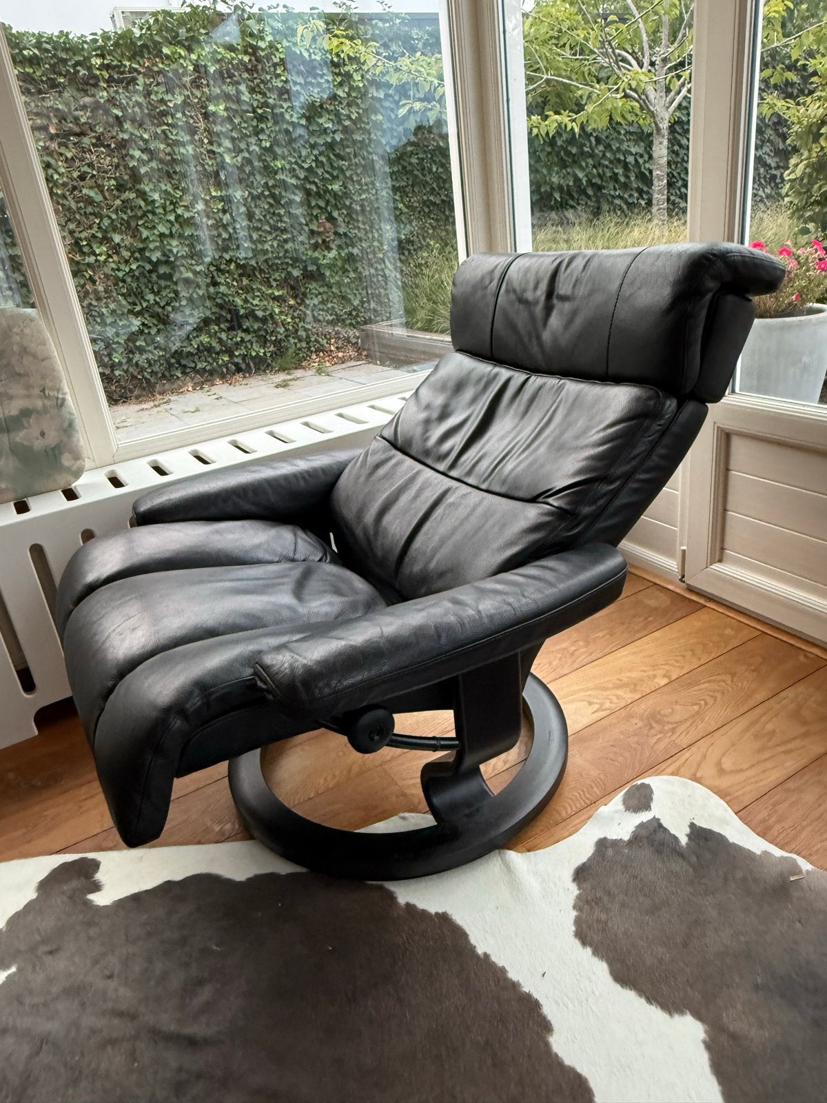Stressless Ekornes relaxfauteuil L voetenbank - Zwart leer, Gebruikt, Zwart, Leer, Ophalen of Verzenden