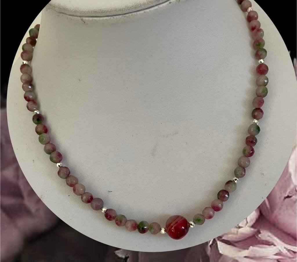 mooie veelkeurige jade ketting, Ophalen of Verzenden, Nieuw, Overige kleuren, Steen of Mineraal