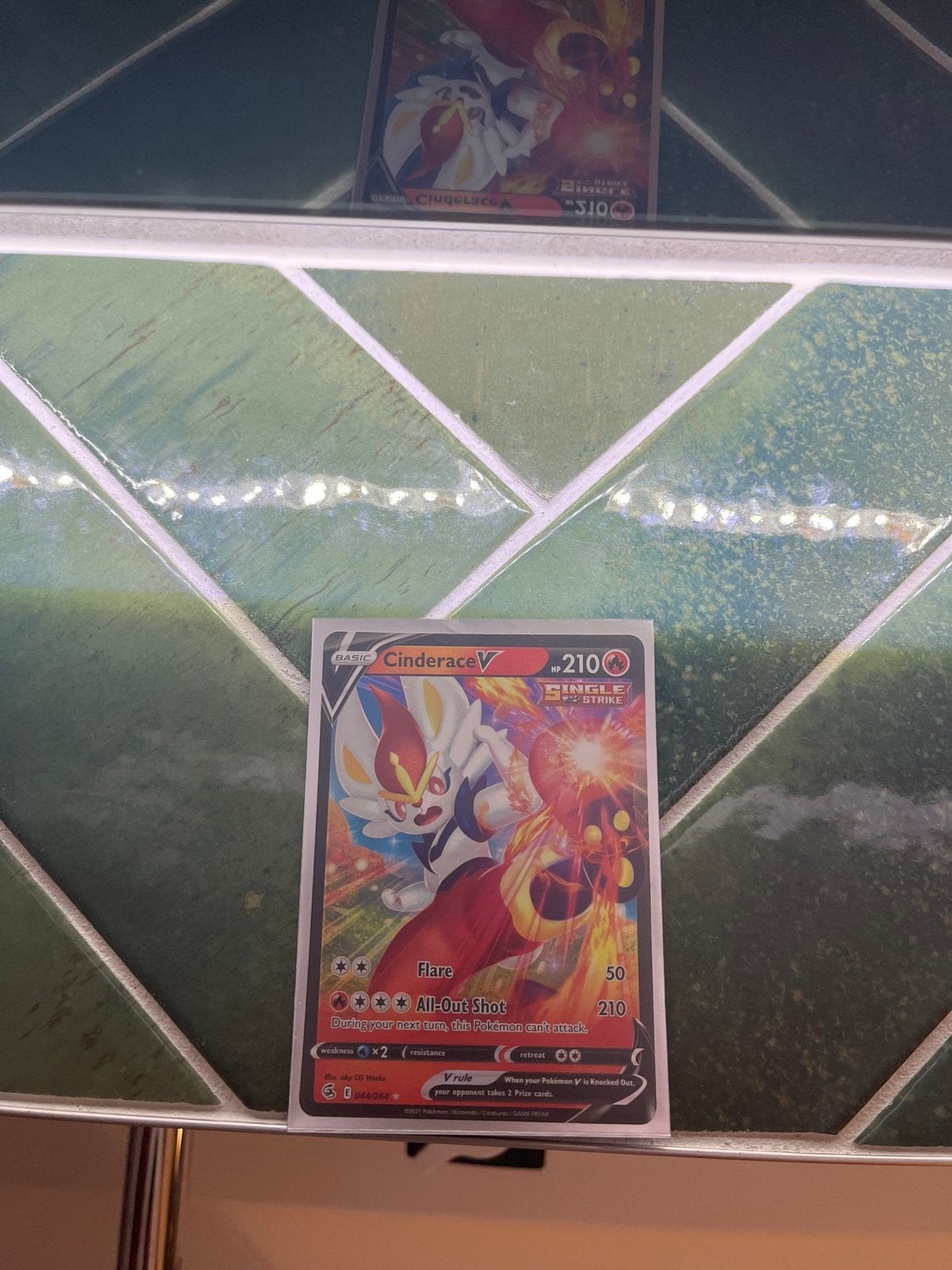 Pokémon Kaart: Cinderace V (Single Strike), Hobby en Vrije tijd, Verzamelkaartspellen | Pokémon, Ophalen of Verzenden, Zo goed als nieuw