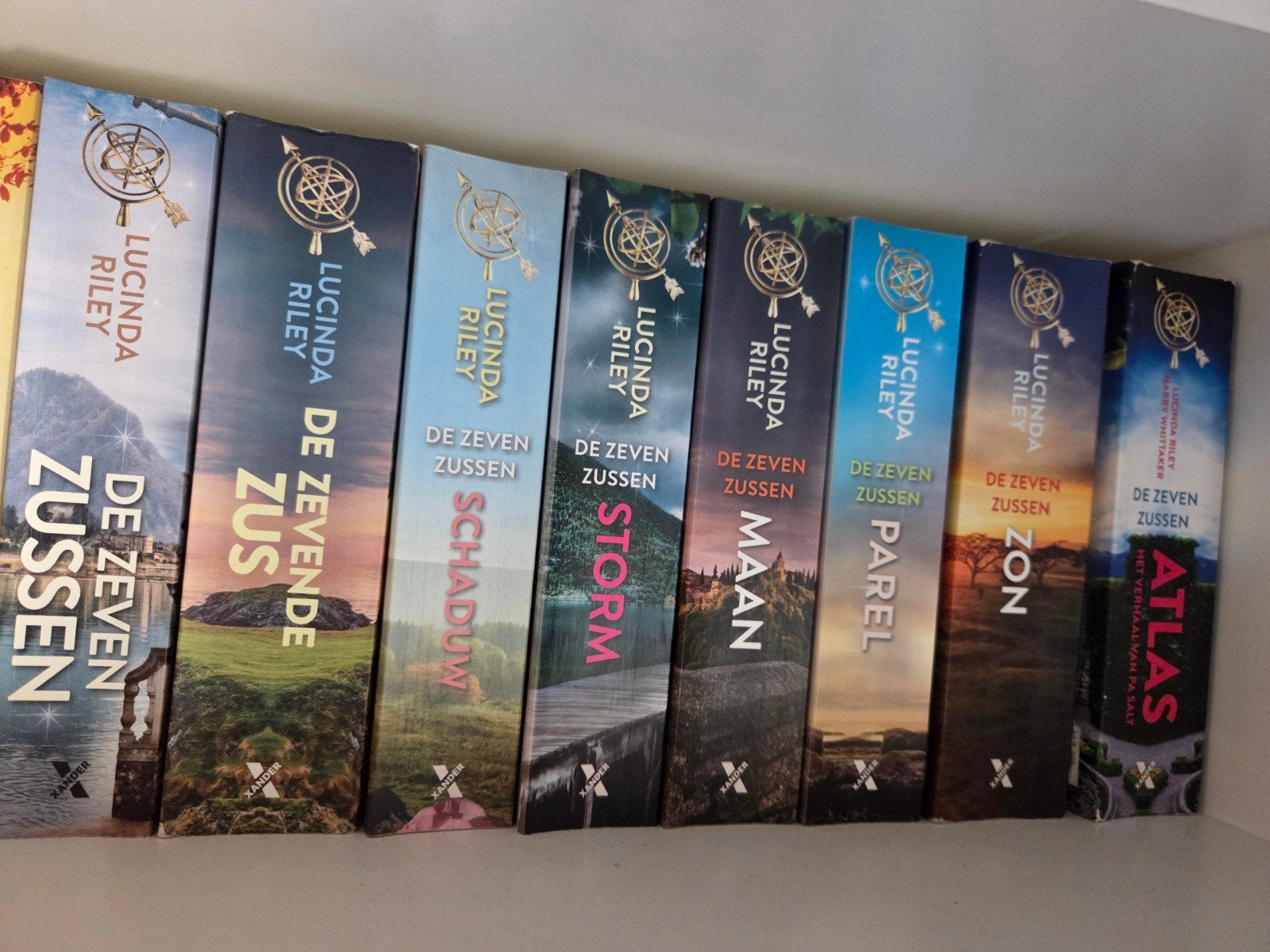 De Zeven Zussen serie van Lucinda Riley - Complete set, Ophalen of Verzenden, Zo goed als nieuw, Lucinda Riley, Nederland