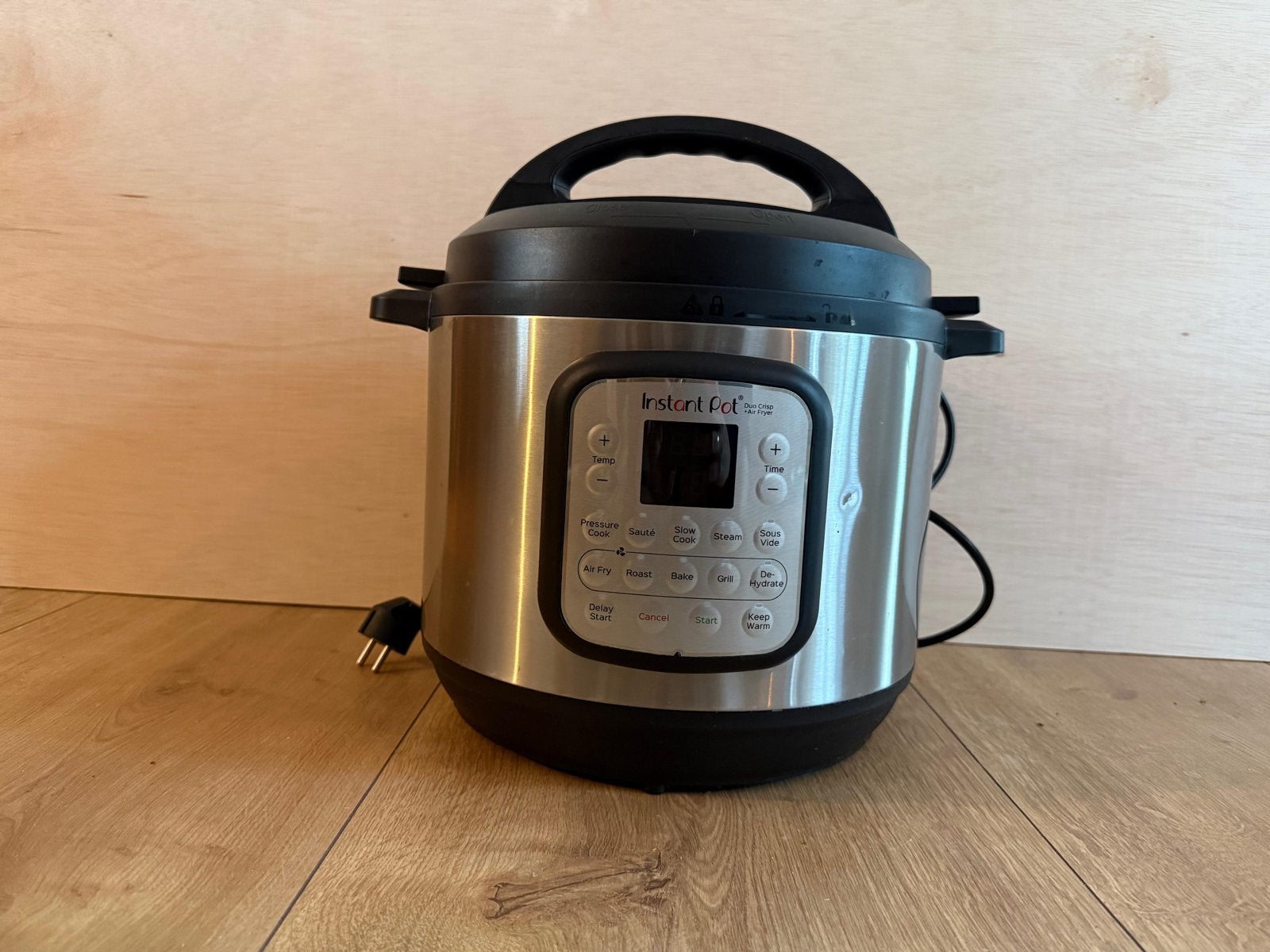Instant Pot Duo Crisp + Air Fryer 11-in-1 Multicooker, Ophalen, Zo goed als nieuw, Airfryer
