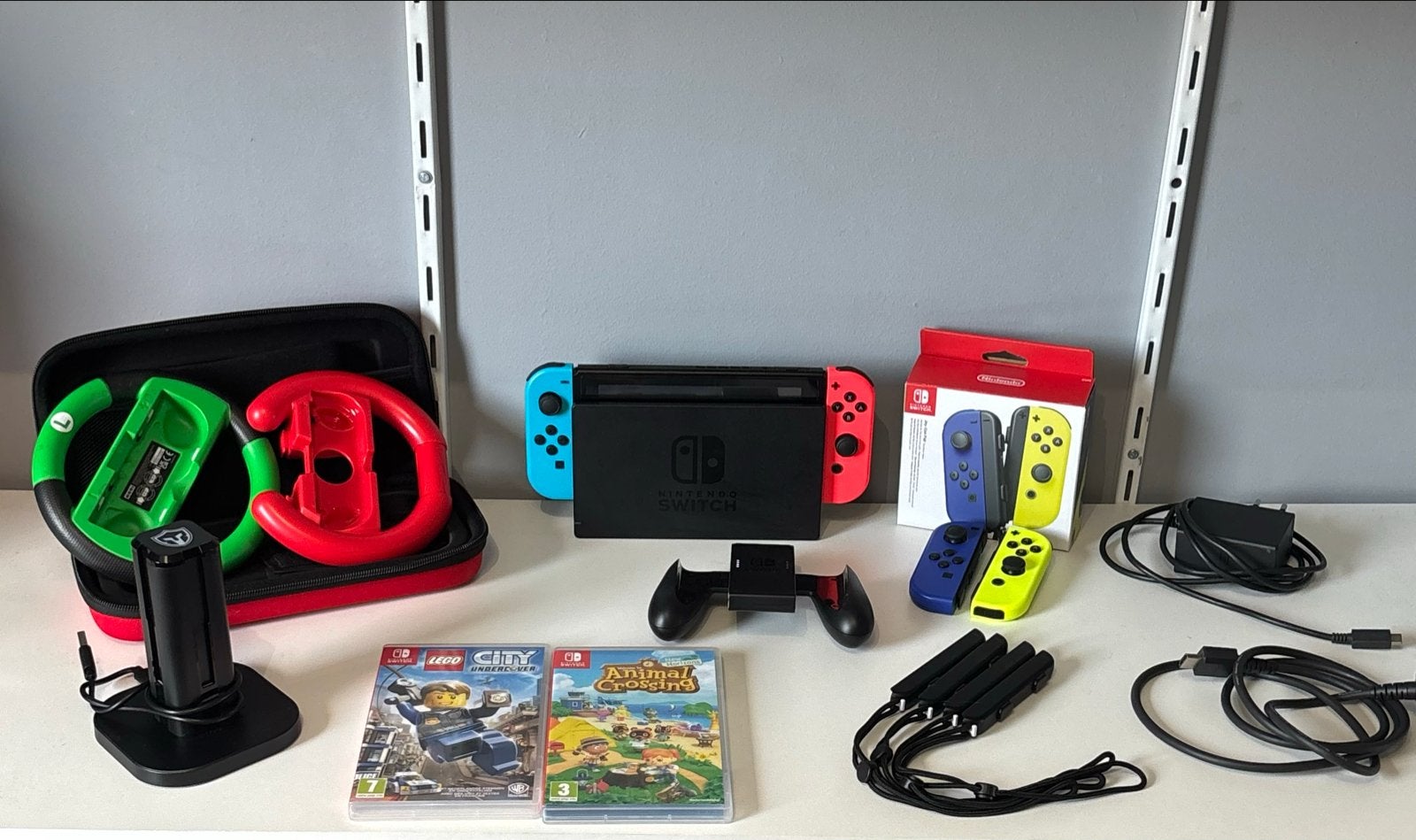 Nintendo Switch 32GB met 4 controllers en accessoires