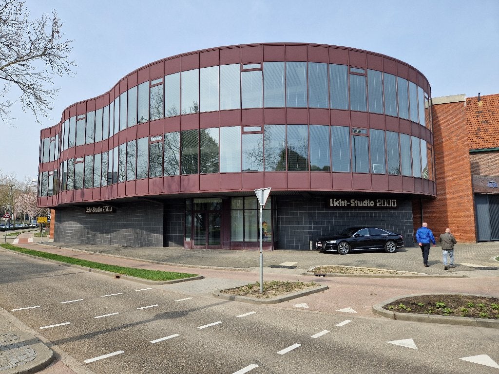 Bedrijfspand centrum Heerlen - Ultieme zicht locatie, 1155 m², Koop, Bedrijfsruimte