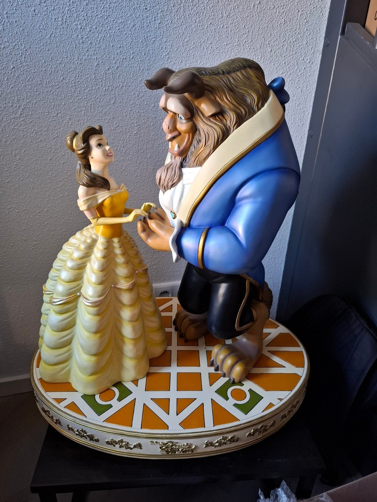 disney big fig belle en het beest beauty and the beast, Ophalen, Assepoester of Belle, Zo goed als nieuw, Beeldje of Figuurtje