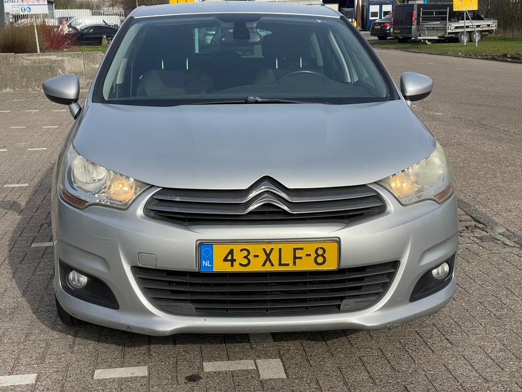 Citroën C4 1.6 E-hdi EGS 2012 Grijs, Auto's, Citroën, Voorwielaandrijving, 1550 kg, 4 cilinders, 23 km/l