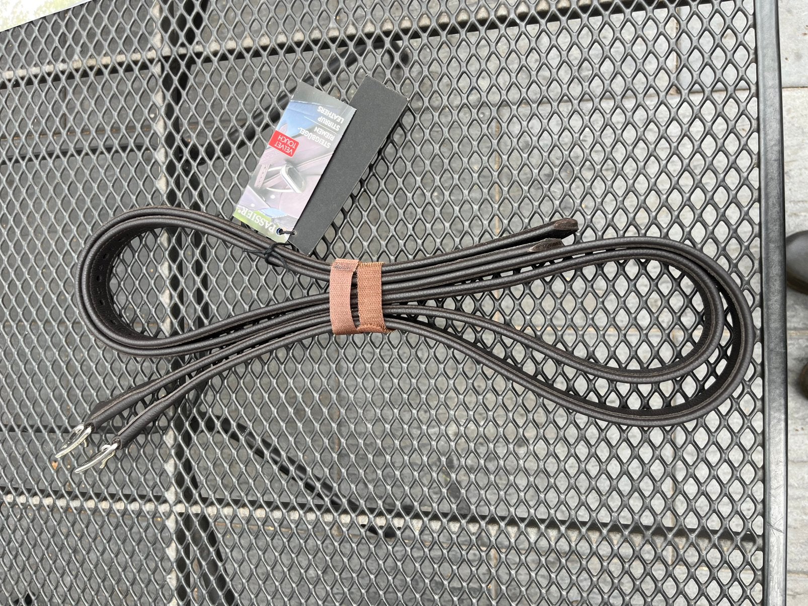 Passier stijgbeugelriemen NIEUW bruin 140 cm Velvet touch, Dieren en Toebehoren, Paarden en Pony's | Hoofdstellen en Tuigage, Bruin