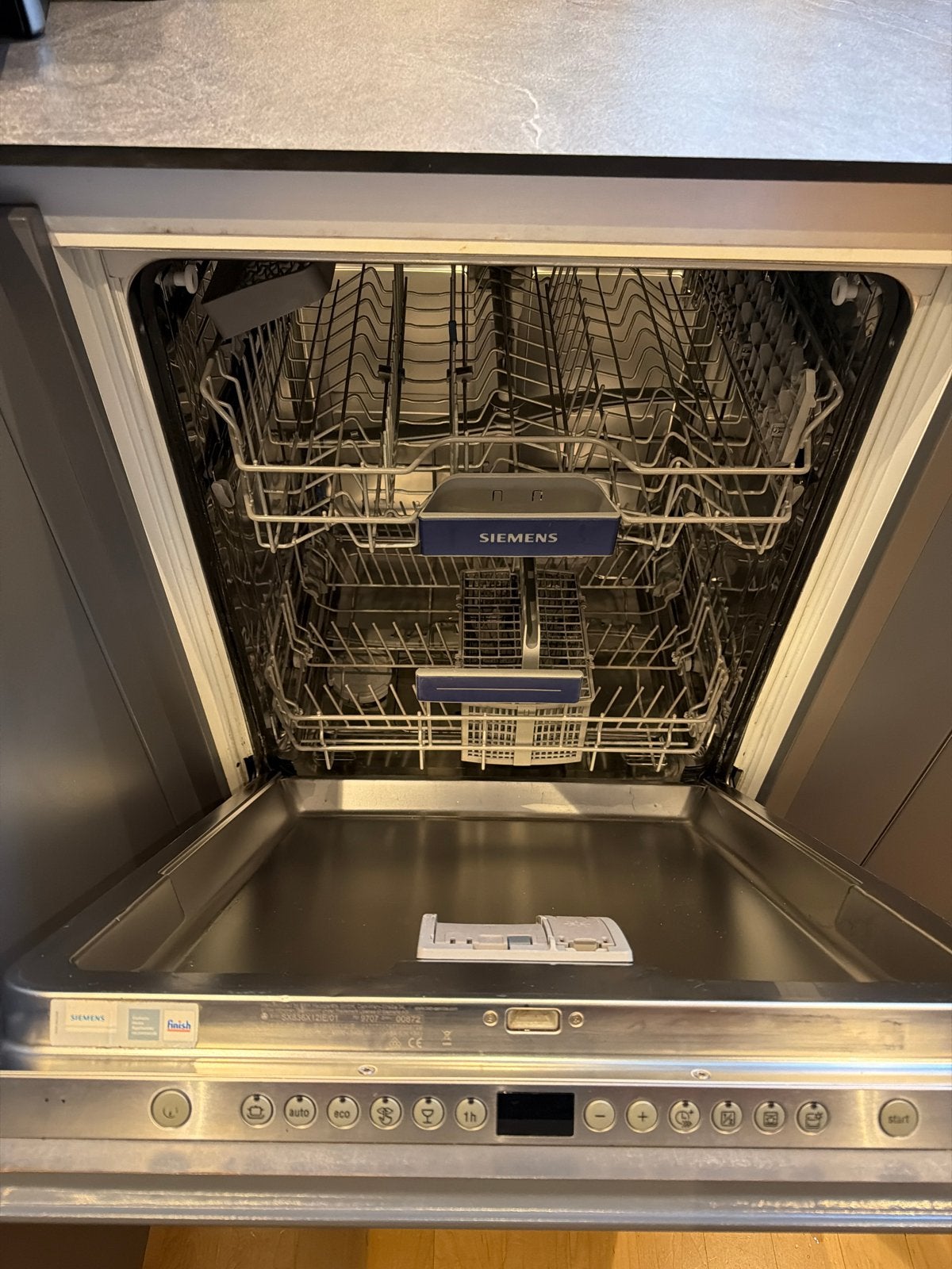 Siemens XXL Vaatwasser (E15 storing) - Voor onderdelen/kluss, Ophalen, 60 cm of meer, Inbouw, Niet werkend