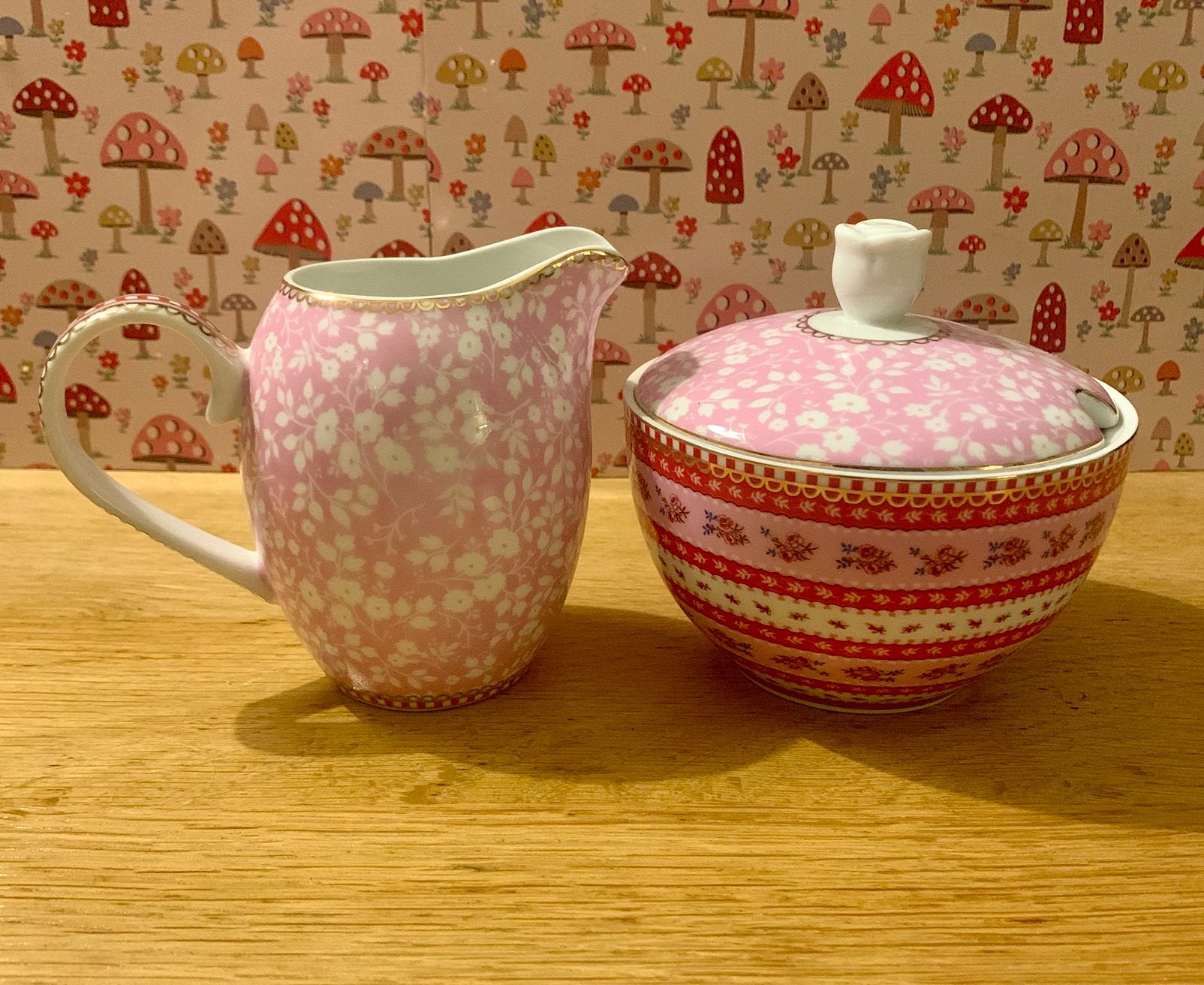 PIP Floral Ribbon Rose setje, Ophalen of Verzenden, Zo goed als nieuw, Overige stijlen, Porselein
