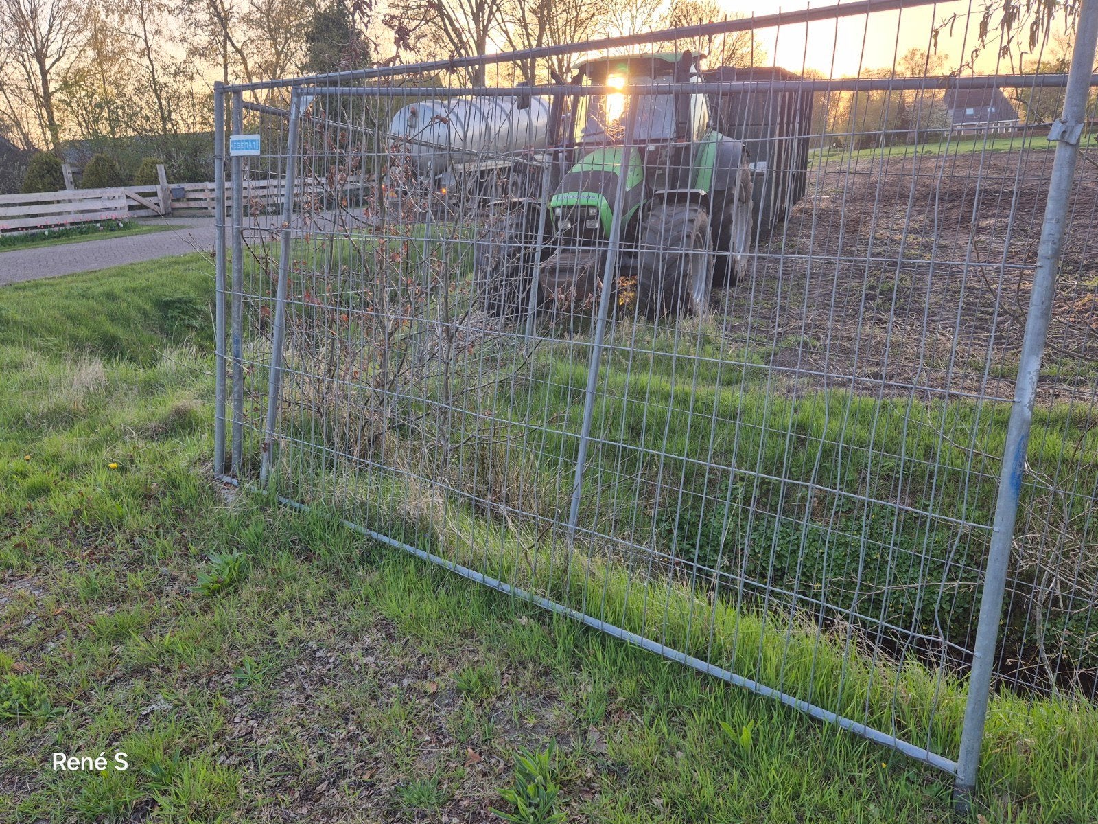 21 Bouwhekken 3.5x2m met lichtgewicht voeten en klemmen, Ophalen, Met poort, Gebruikt, Overige typen
