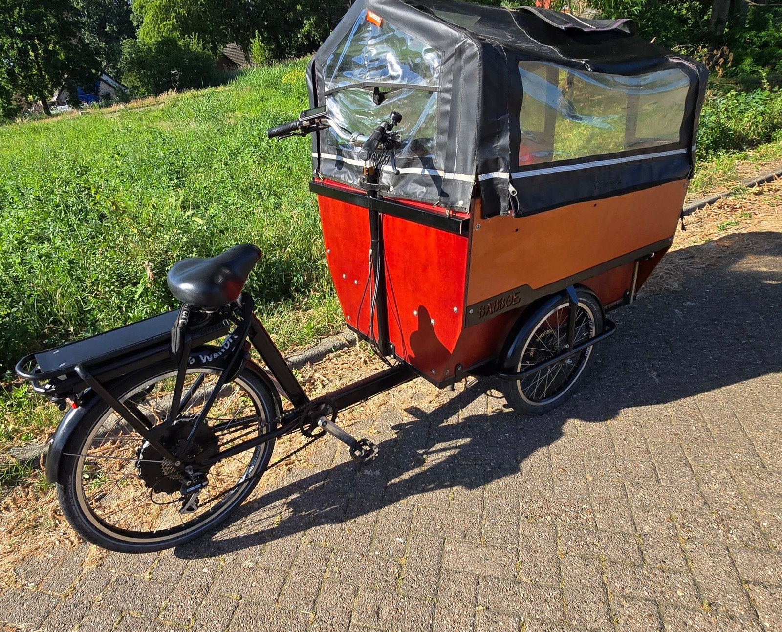 Babboe Max elektrische bakfiets voor 6 kindjes, Fietsen en Brommers, Fietsen | Bakfietsen, Ophalen of Verzenden, Zo goed als nieuw