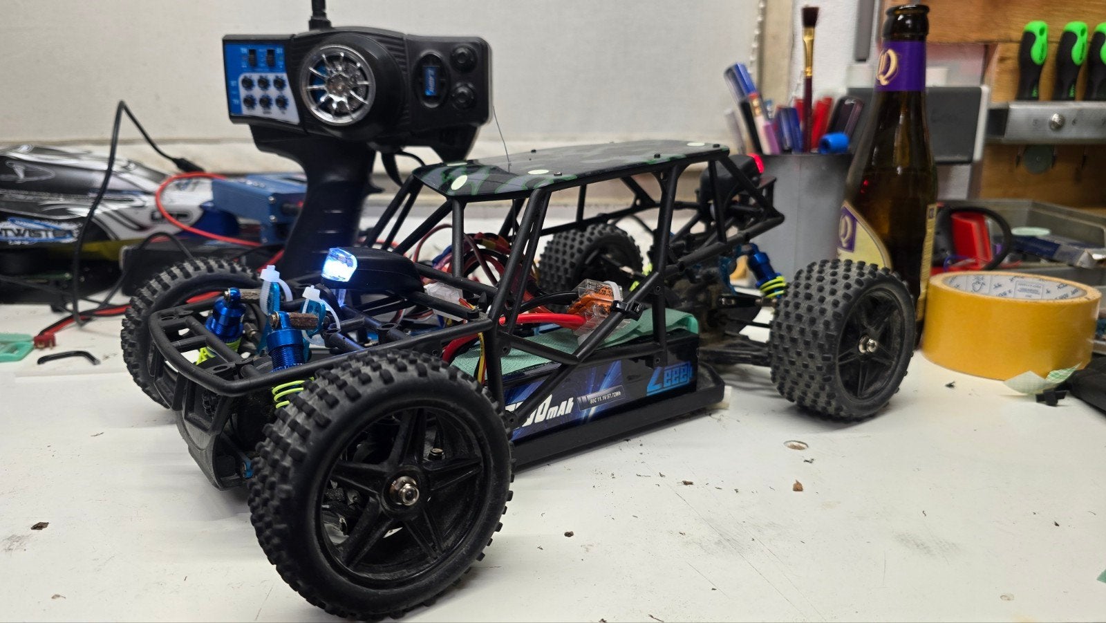 custom borstelloze rc 1:10 4x4, Elektro, Ophalen of Verzenden, Zo goed als nieuw, Schaal 1:10